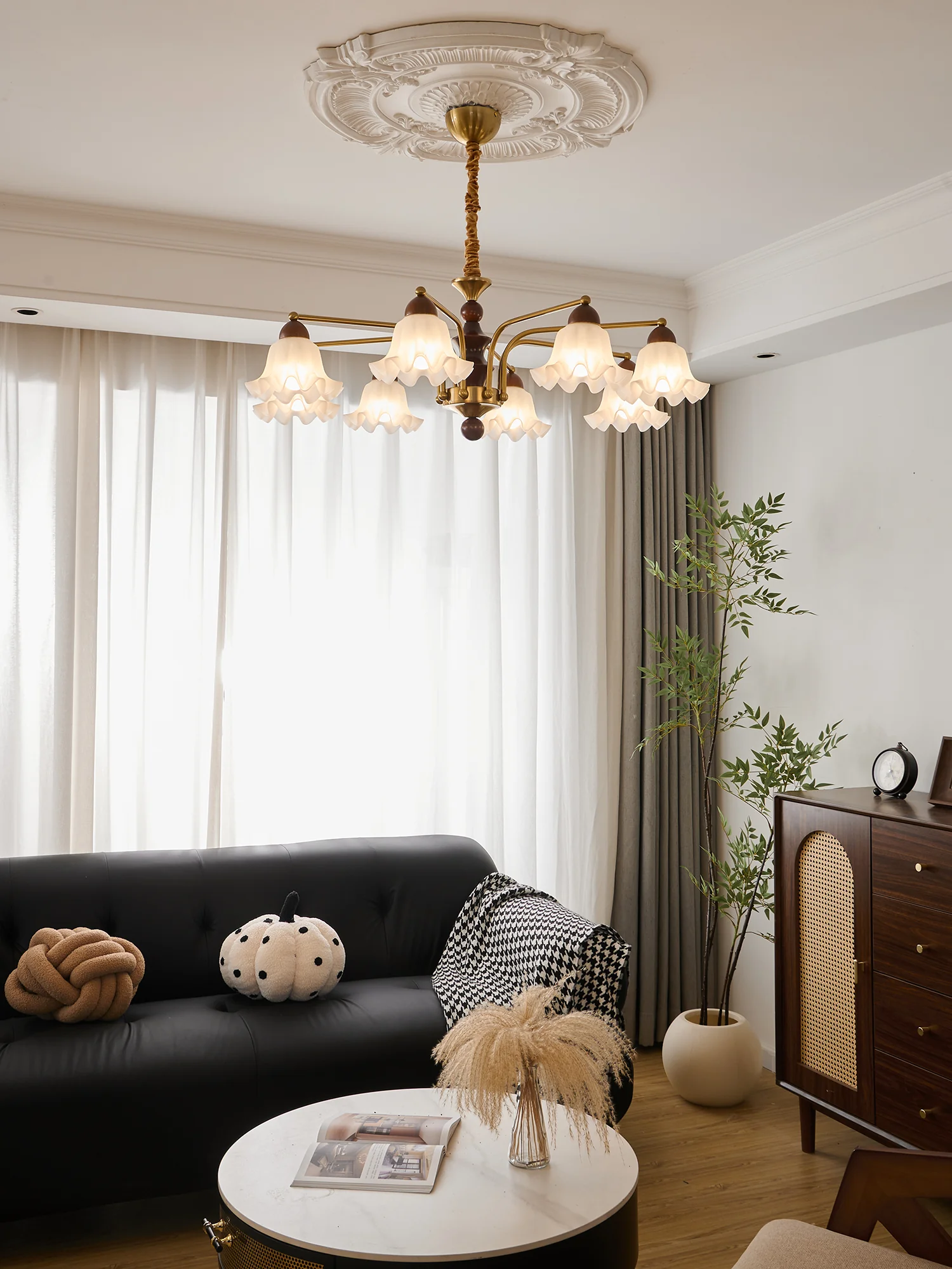 Dioris Chandelier - Image 24