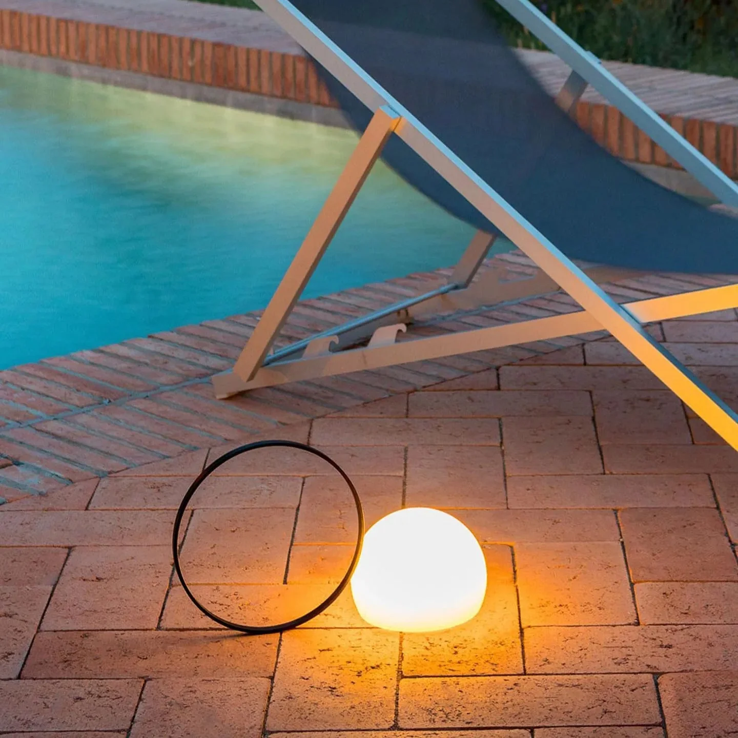 Dome Portable Table Lamp - Image 10
