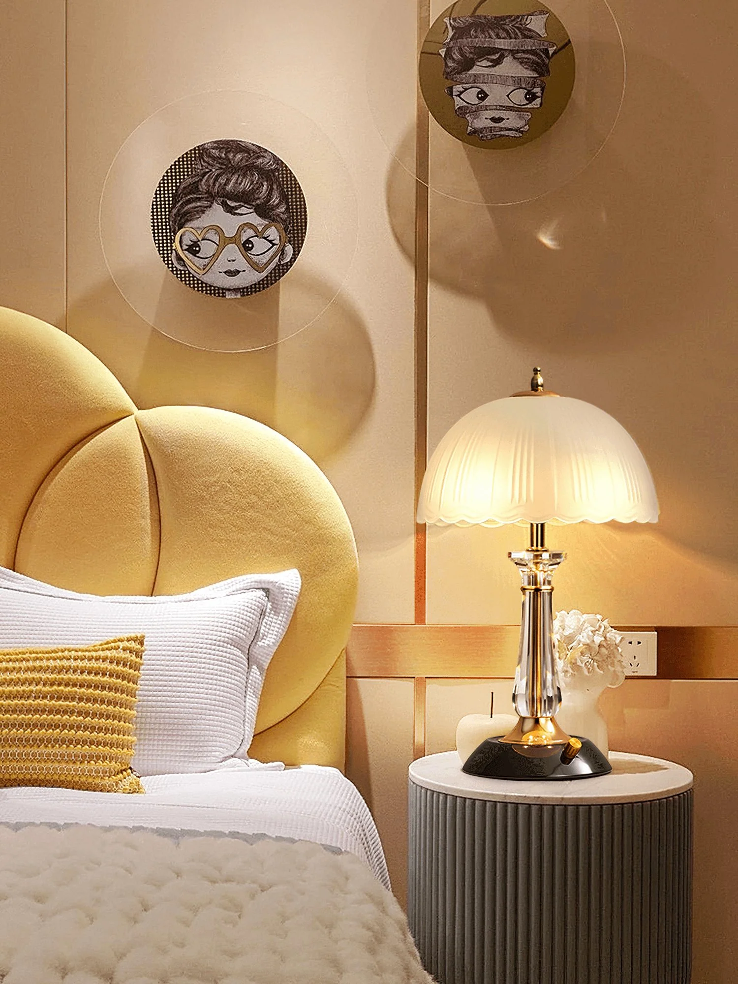 Domed Glass Table Light - Image 15