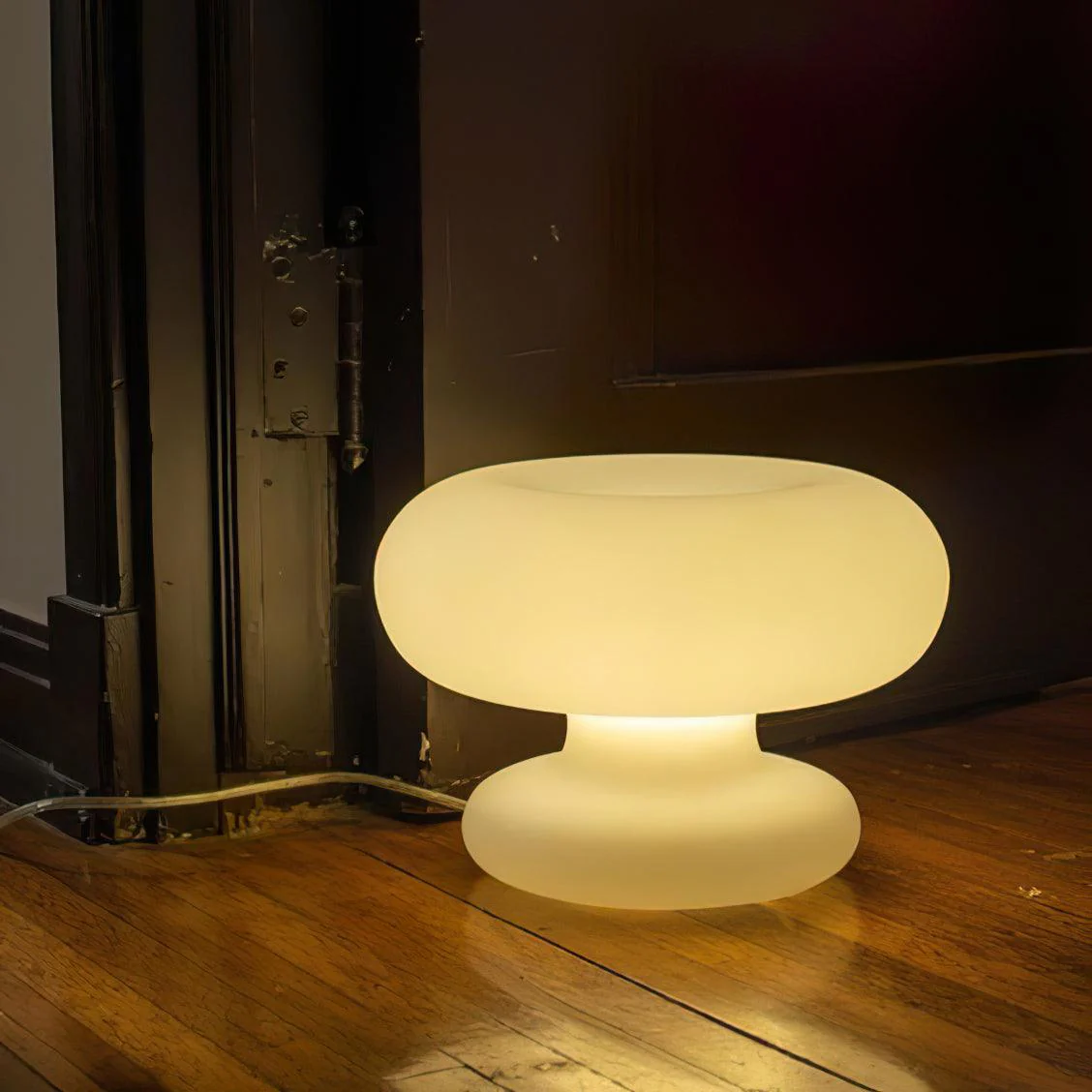 Donut Table Lamp - Image 29