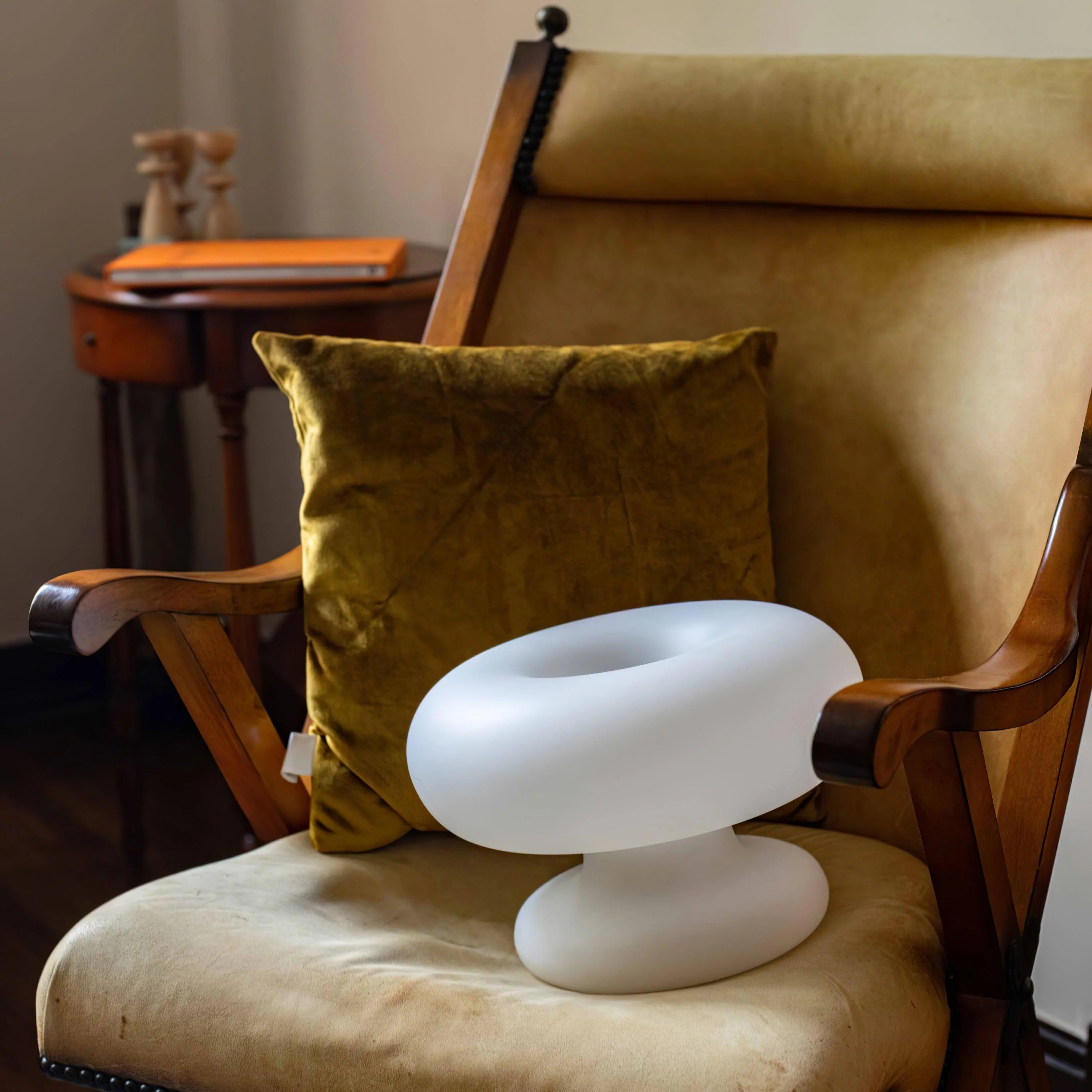 Donut Table Lamp - Image 52