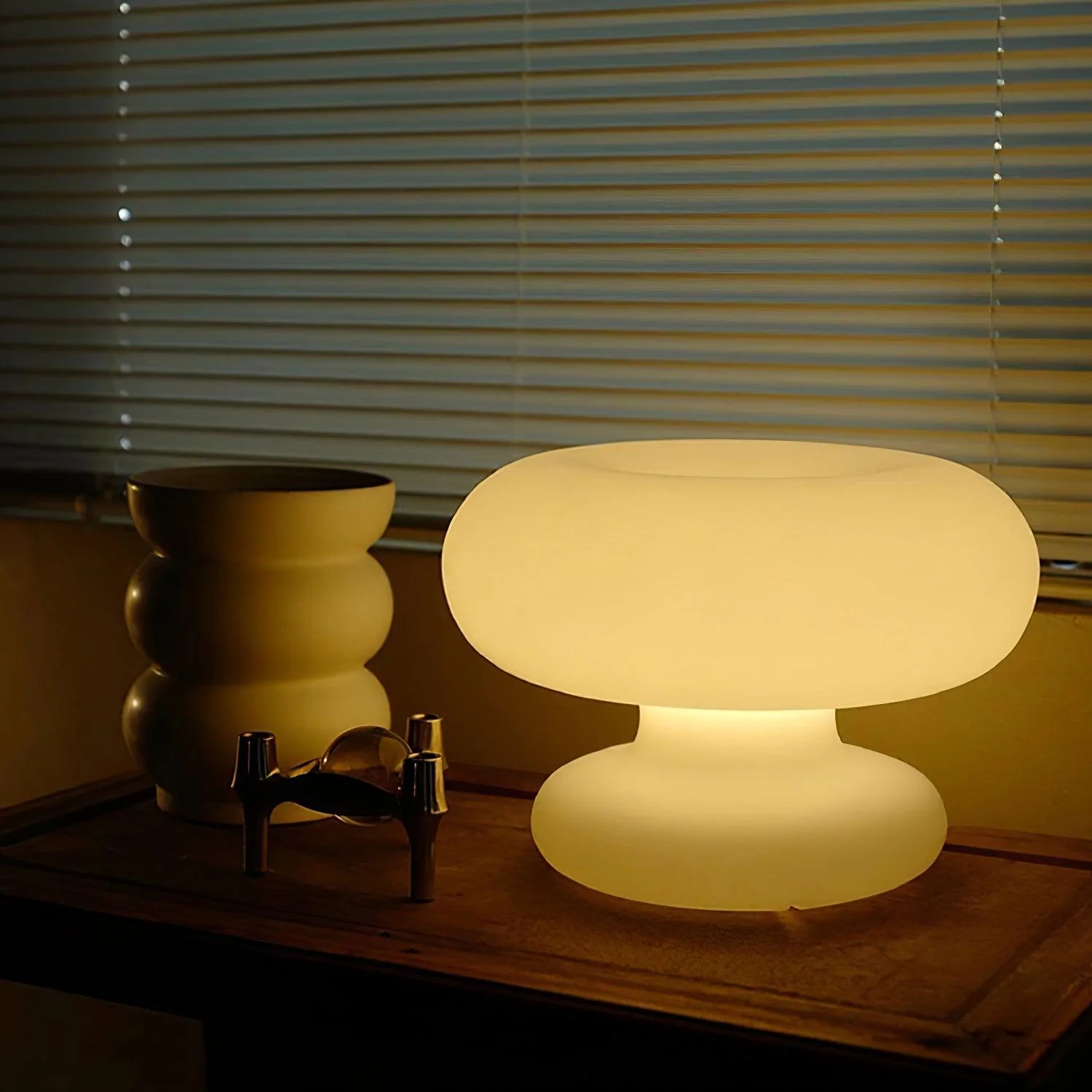 Donut Table Lamp - Image 6