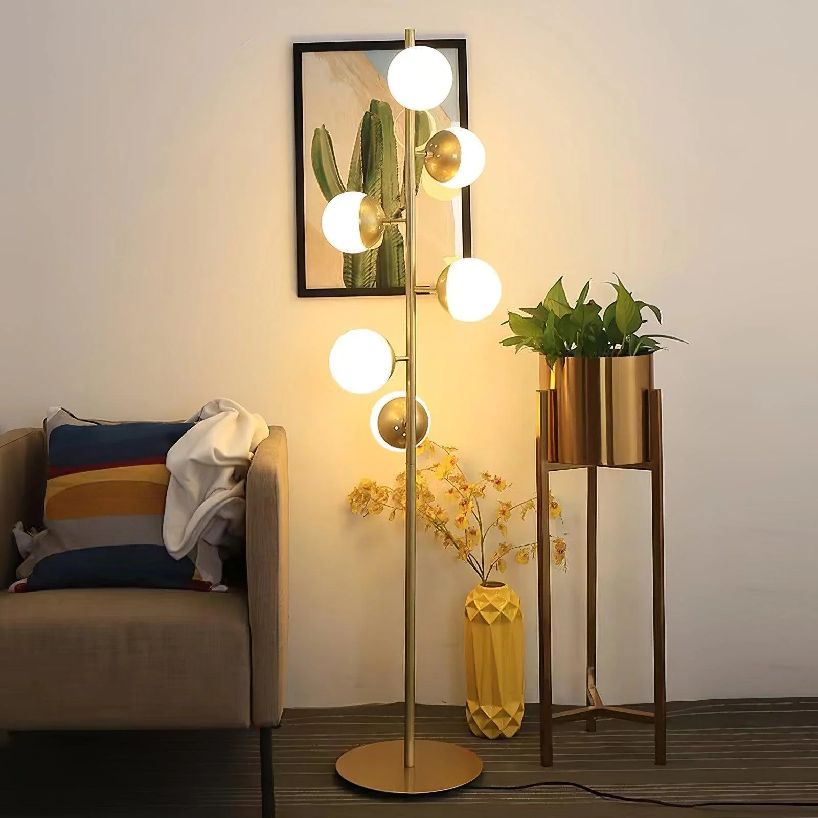 Doppler LED Tree Lamp - Image 2