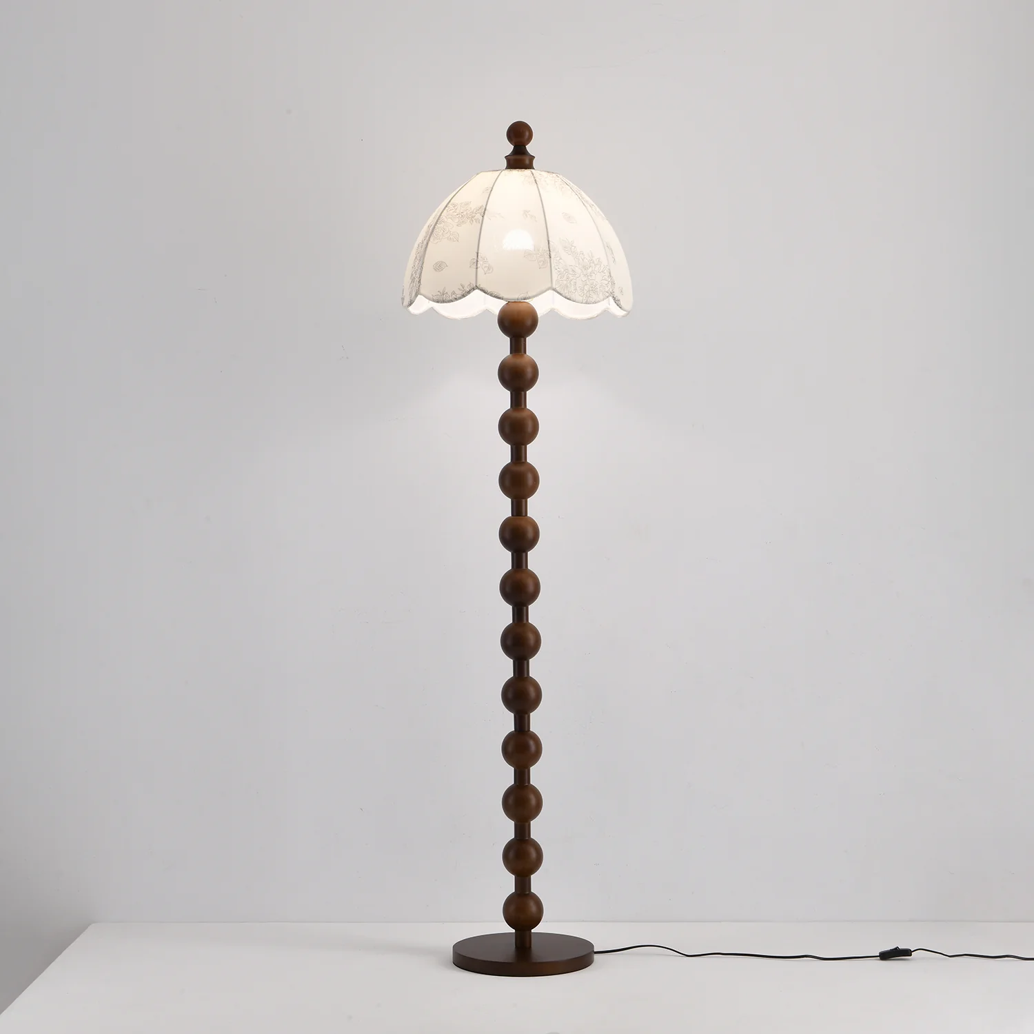 Dottie Belle Floor Lamp - Image 3