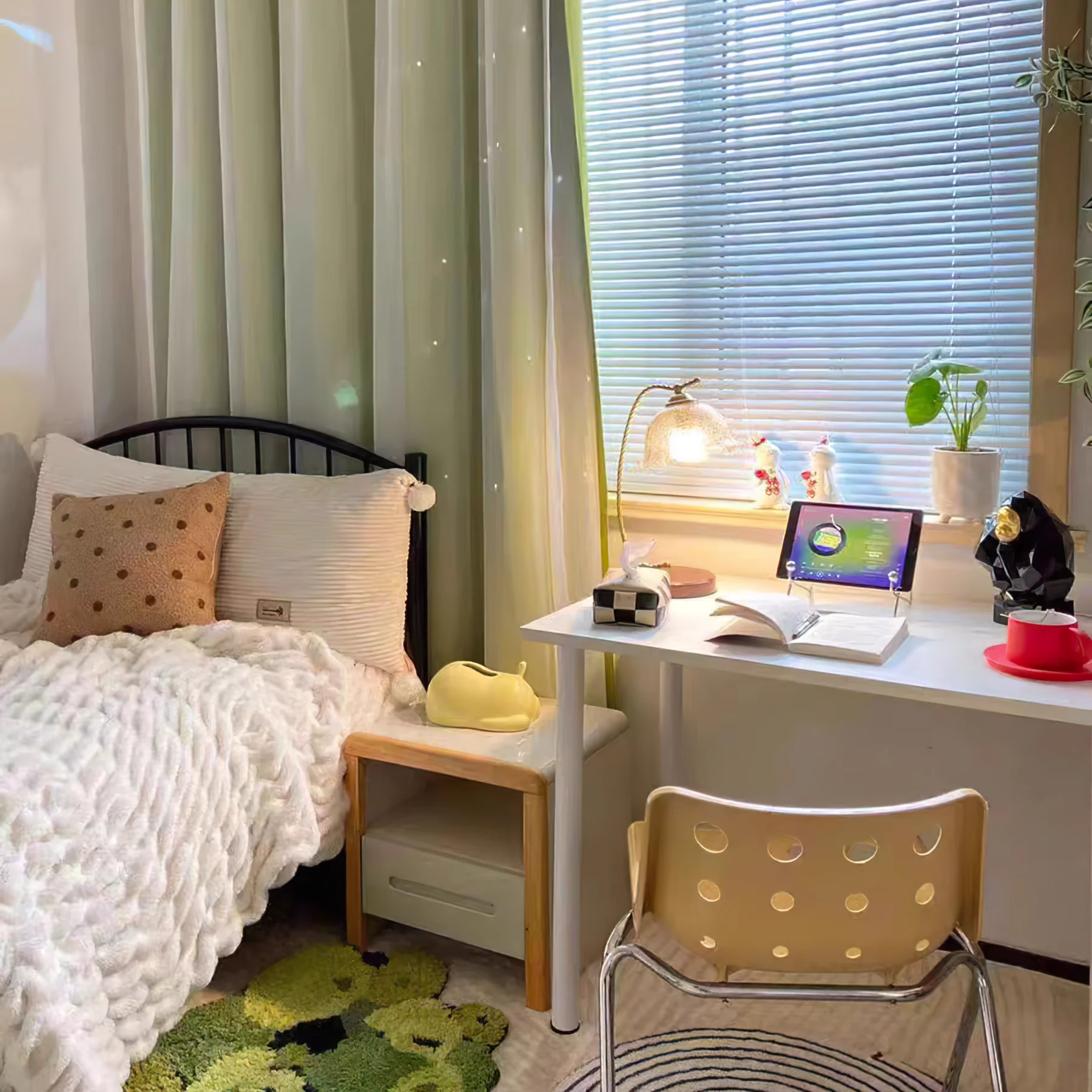 Dotty Table Lamp - Image 13