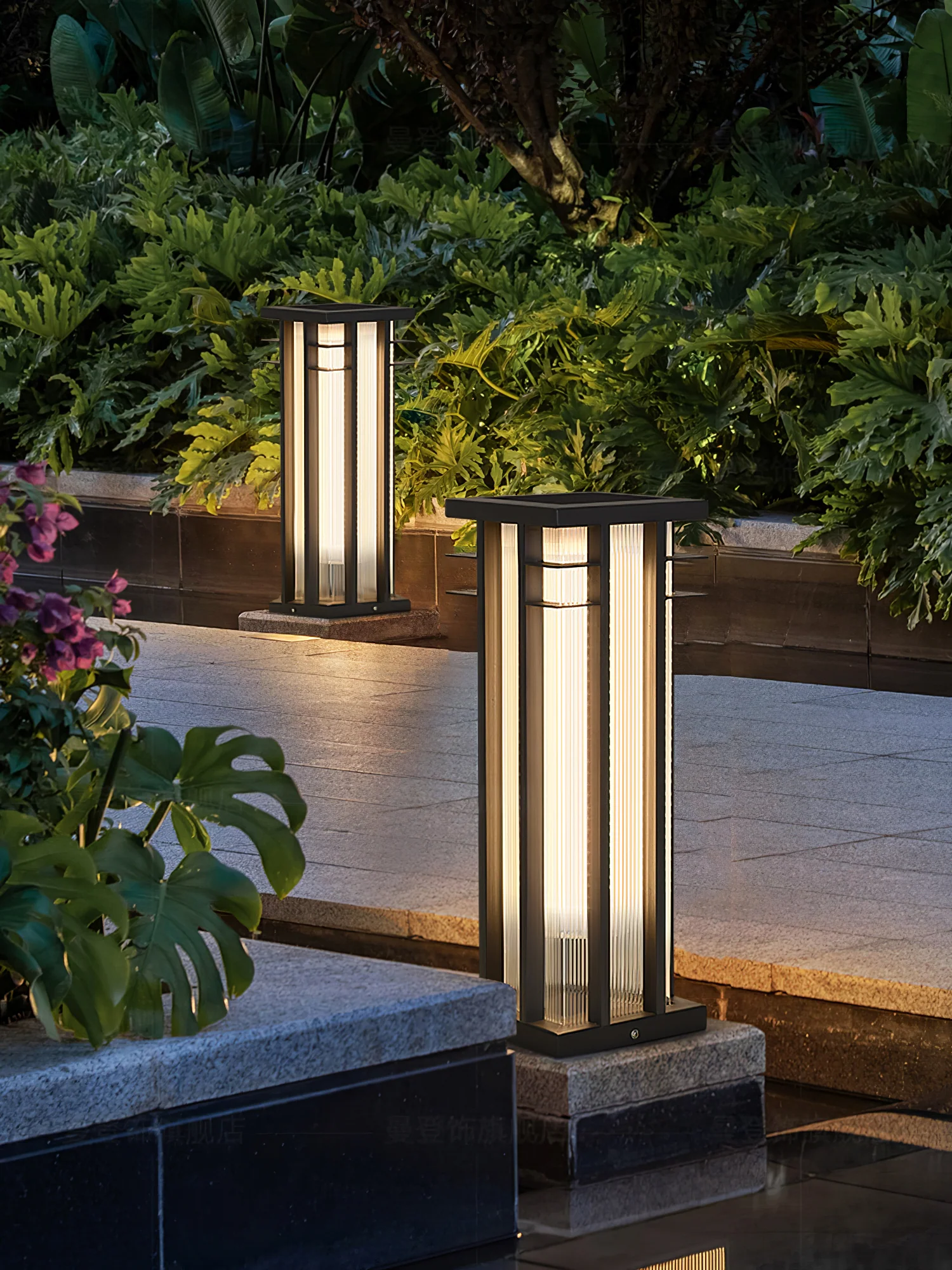 Double Axis Outdoor Post Lamp - Image 7