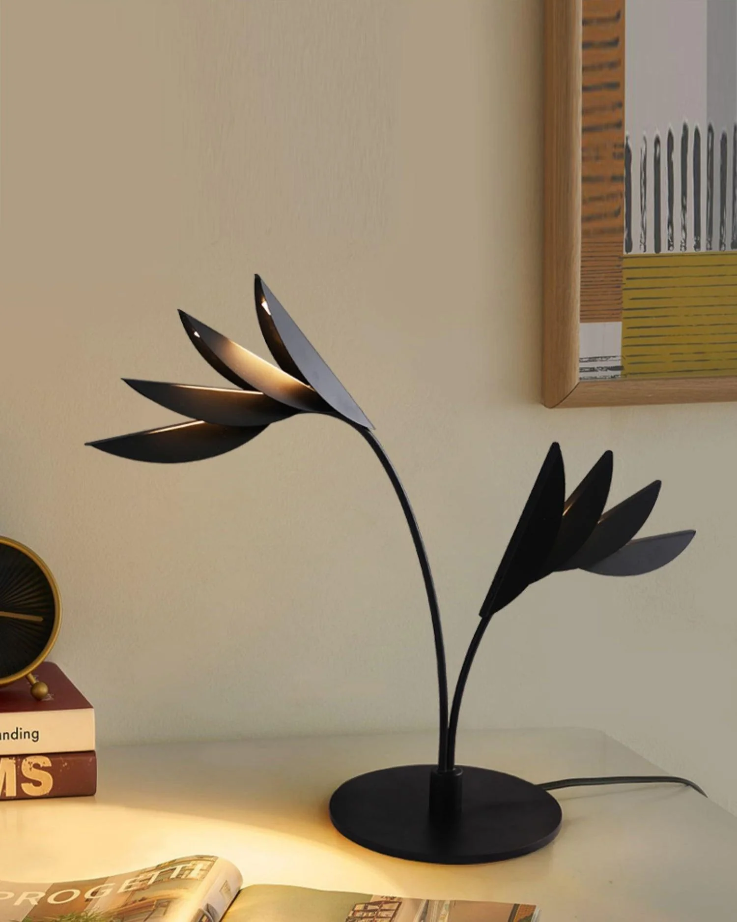 Double Leaf Table Lamp - Image 7