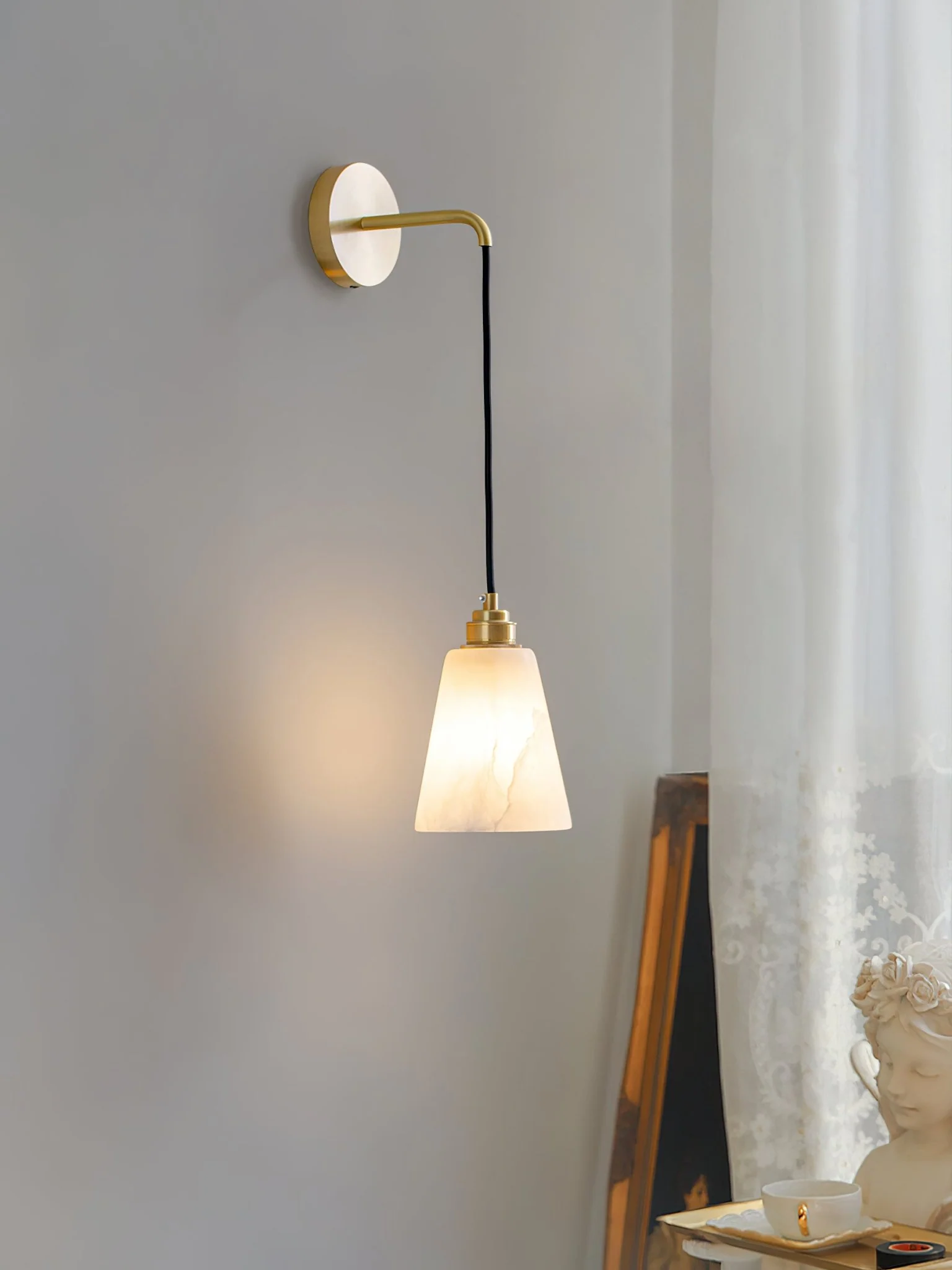 Droplet Alabaster Wall Lamp - Image 2