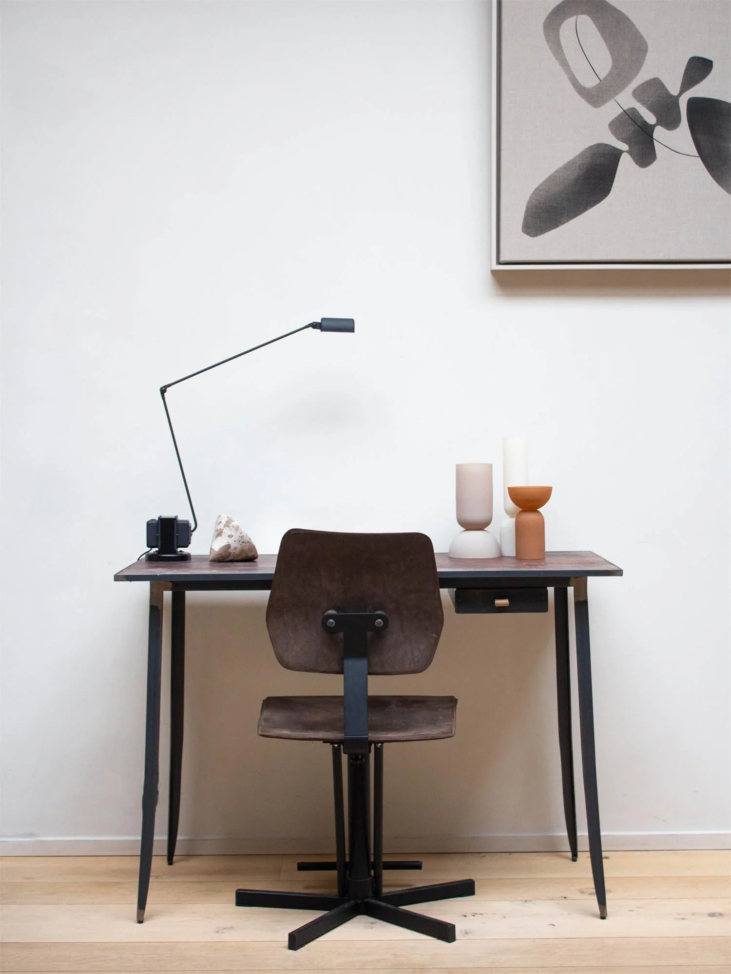 Dynamo Table Lamp - Image 75