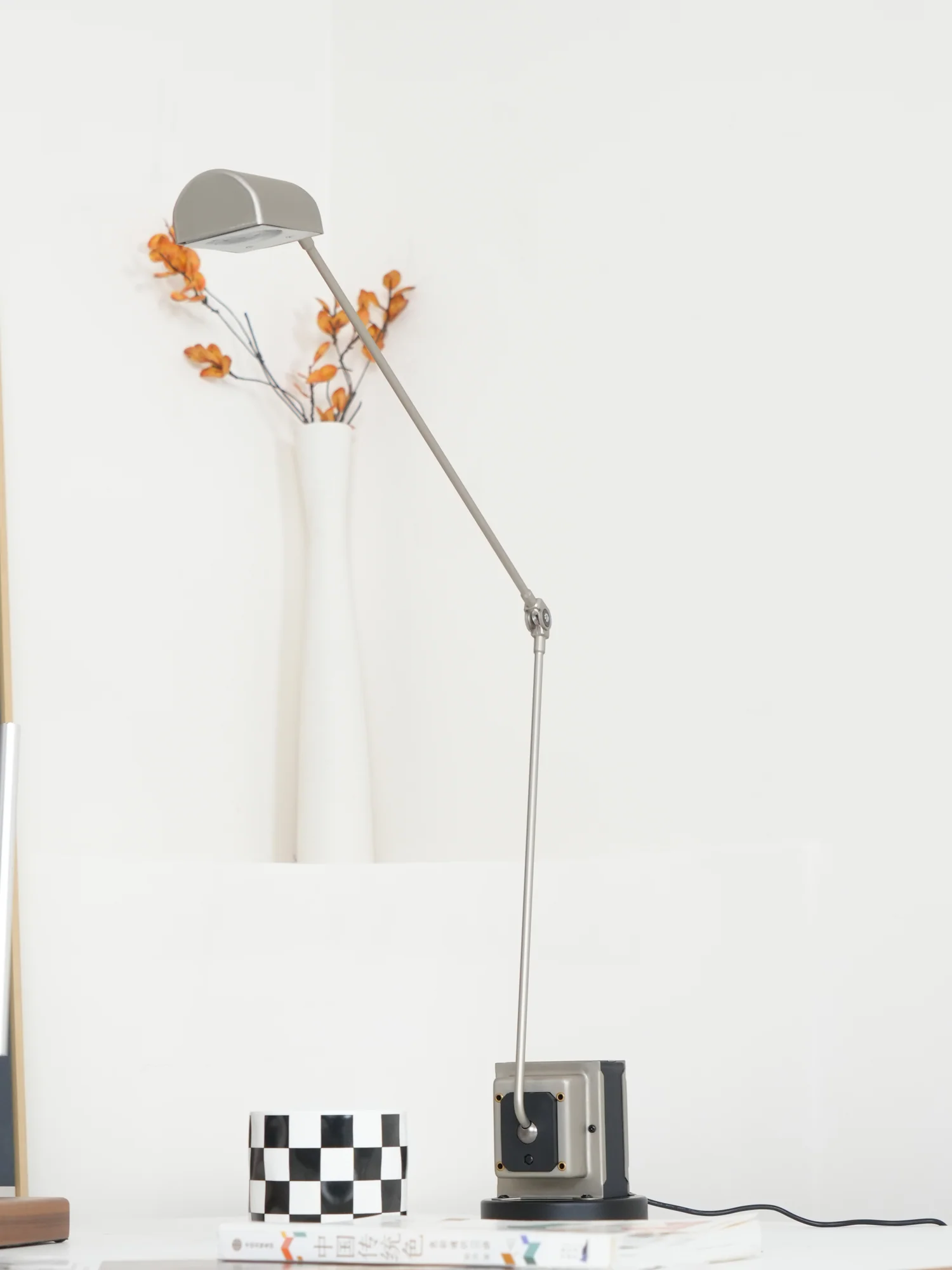 Dynamo Table Lamp - Image 87