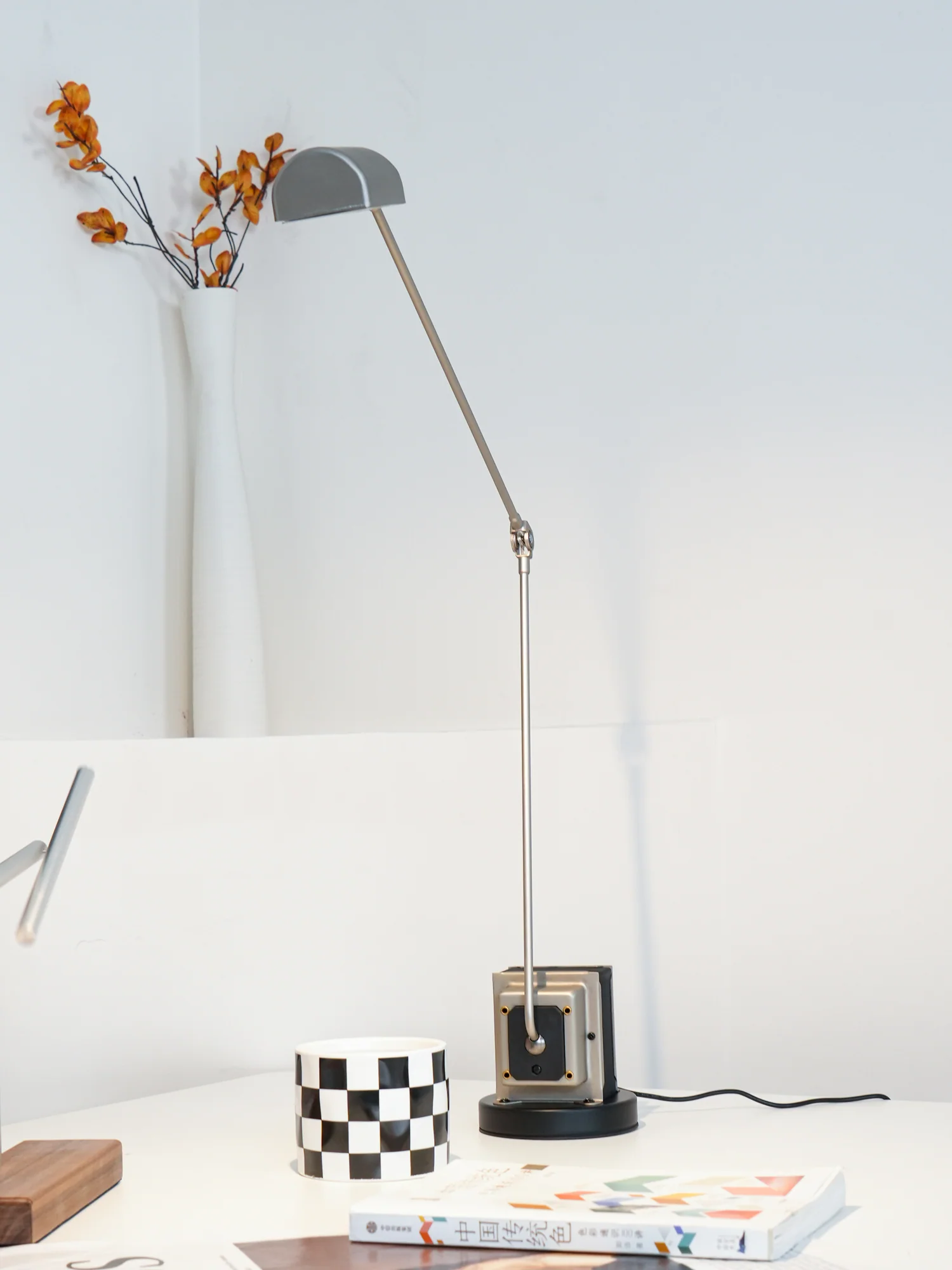 Dynamo Table Lamp - Image 91