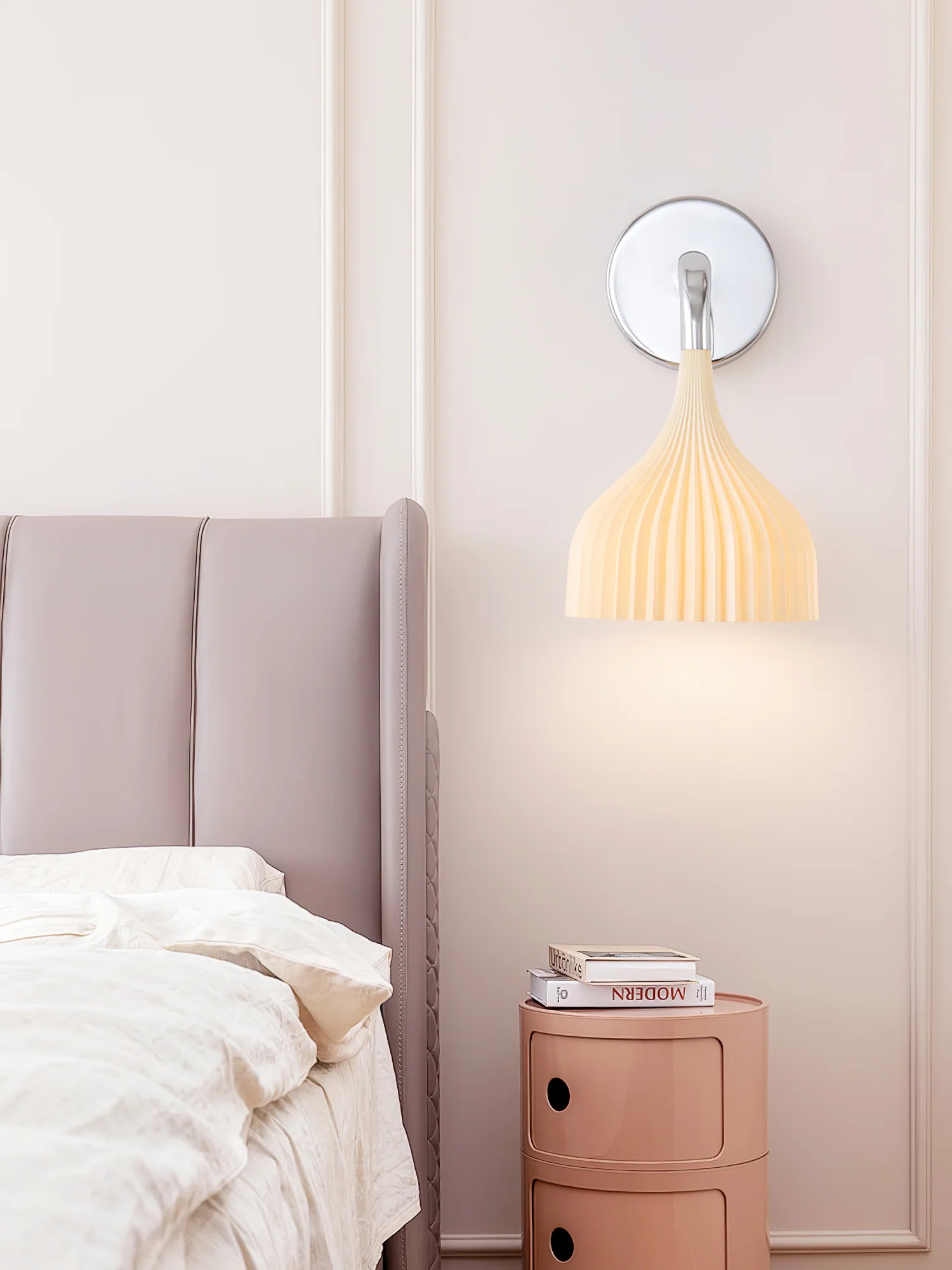 E Wall Lamp - Image 25