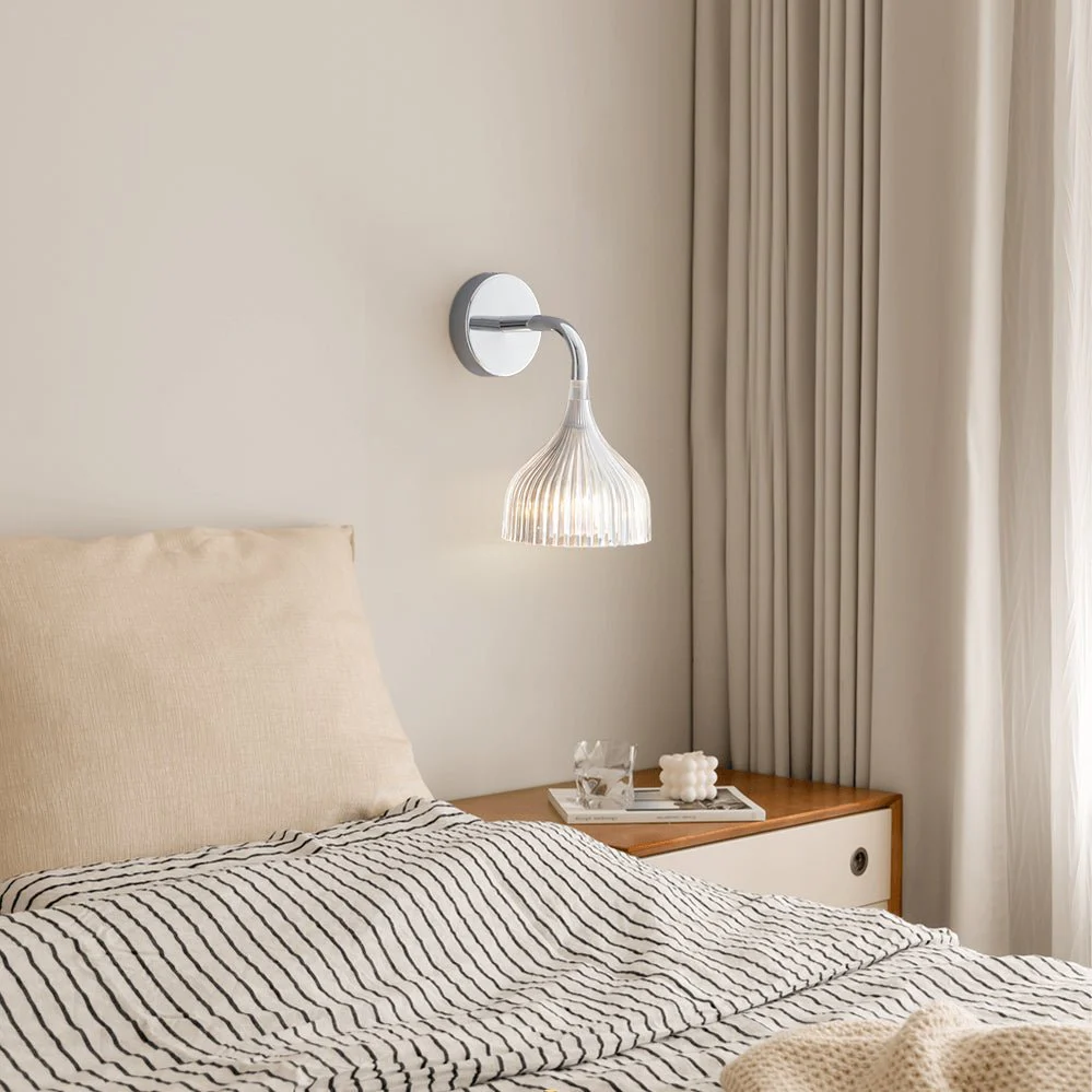 E Wall Lamp - Image 9