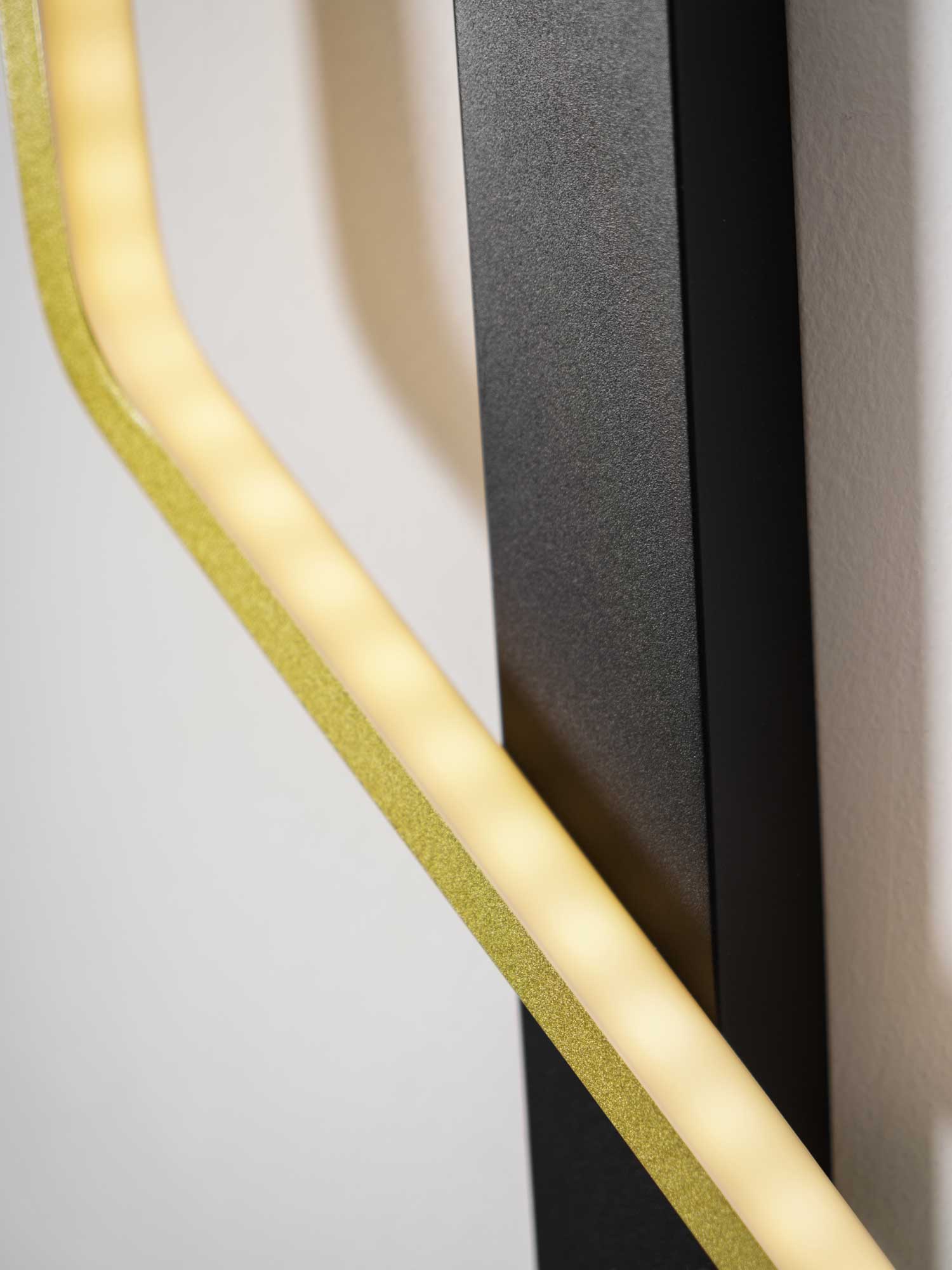 Echelon Wall Light - Image 19