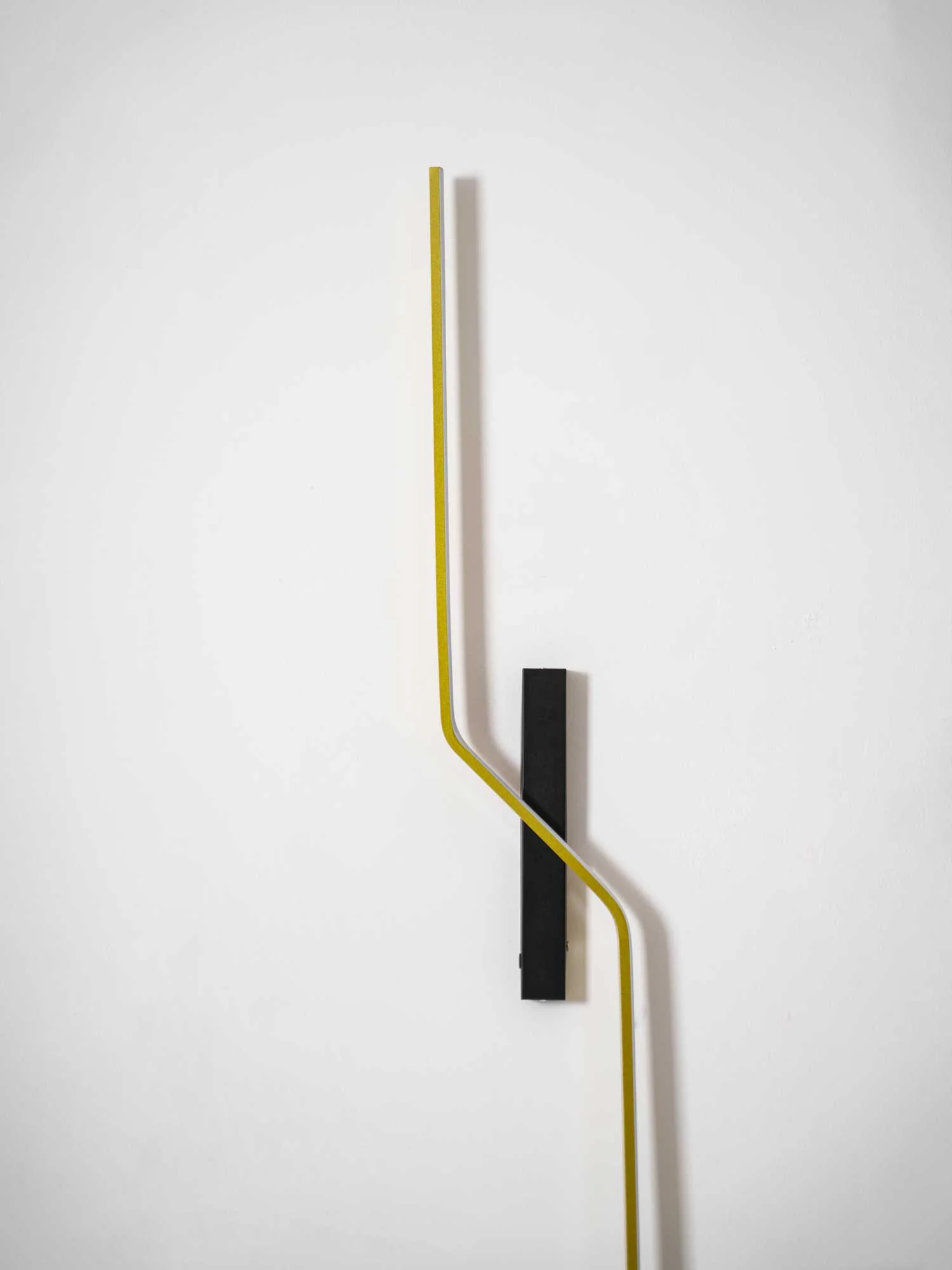 Echelon Wall Light - Image 23