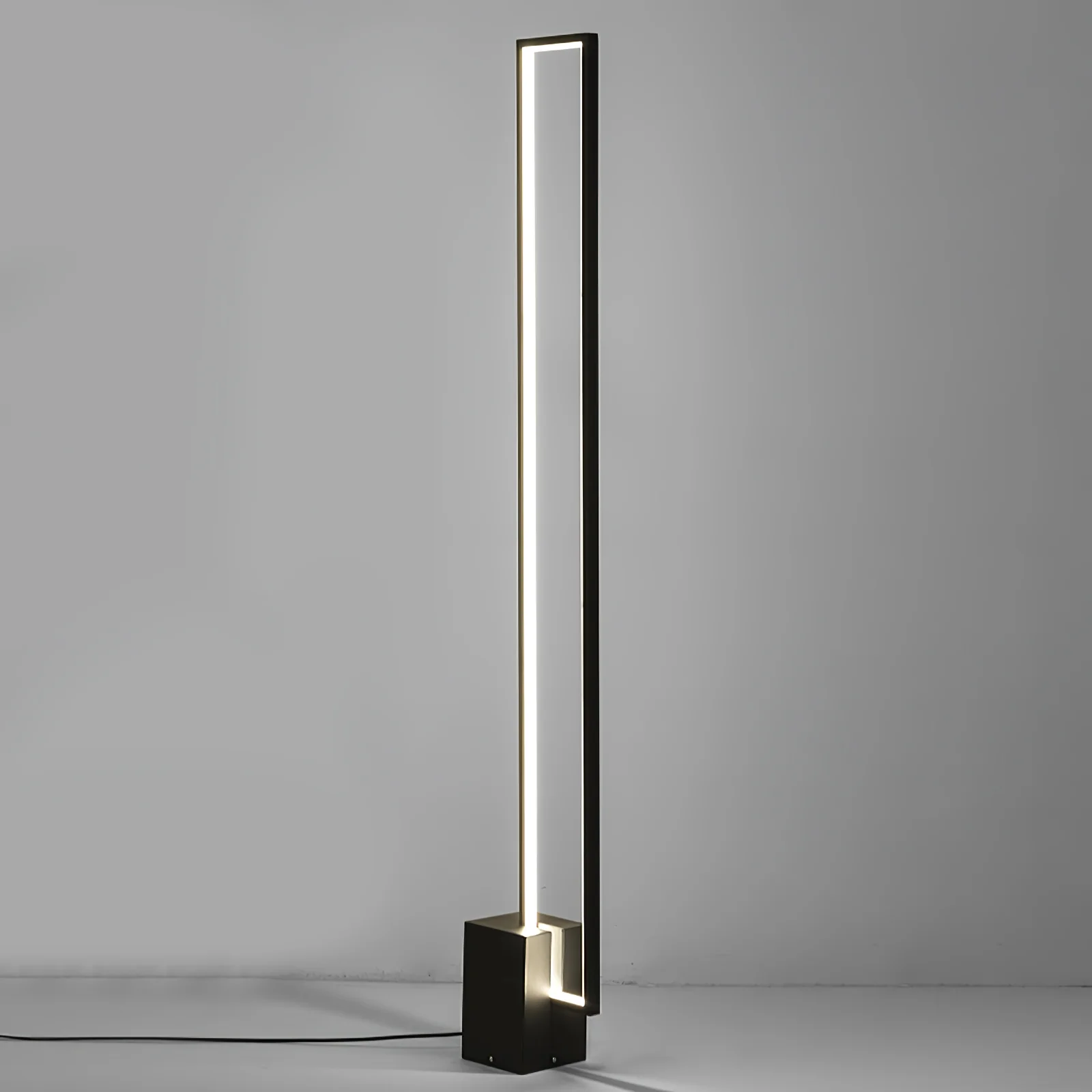Edge Floor Lamp - Image 25