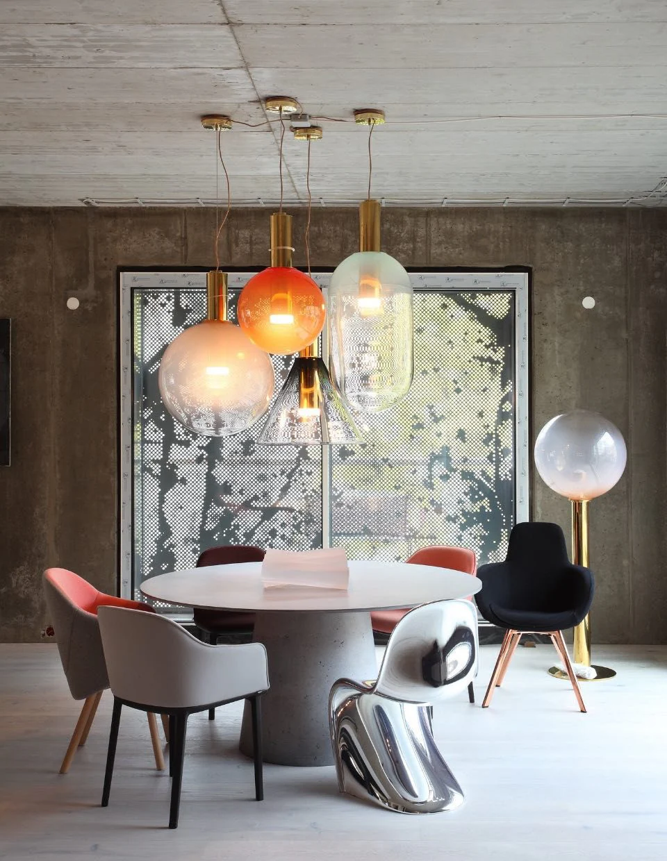 Eidos Collection Pendant Lamp - Image 30