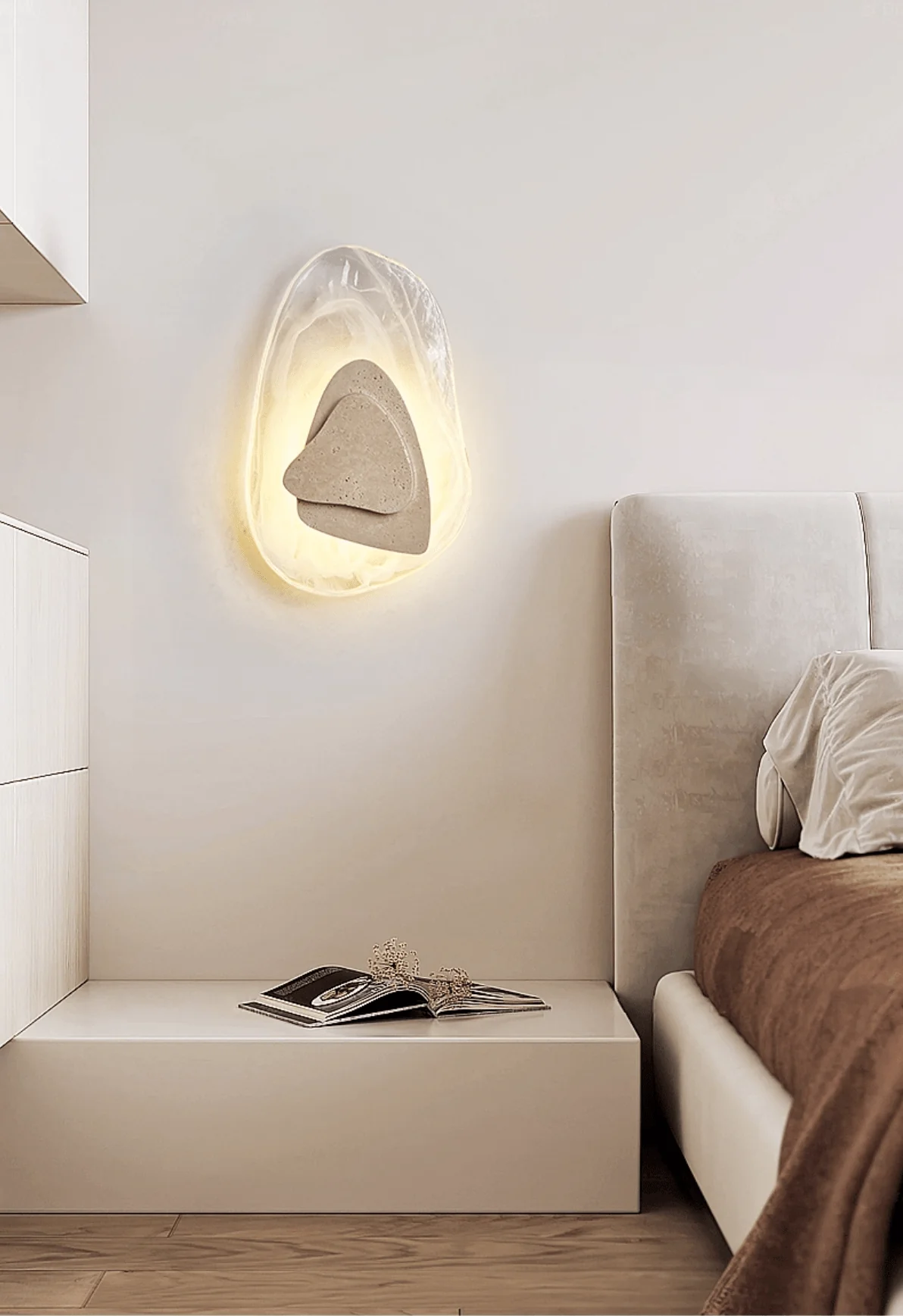Eira Sconce - Image 18