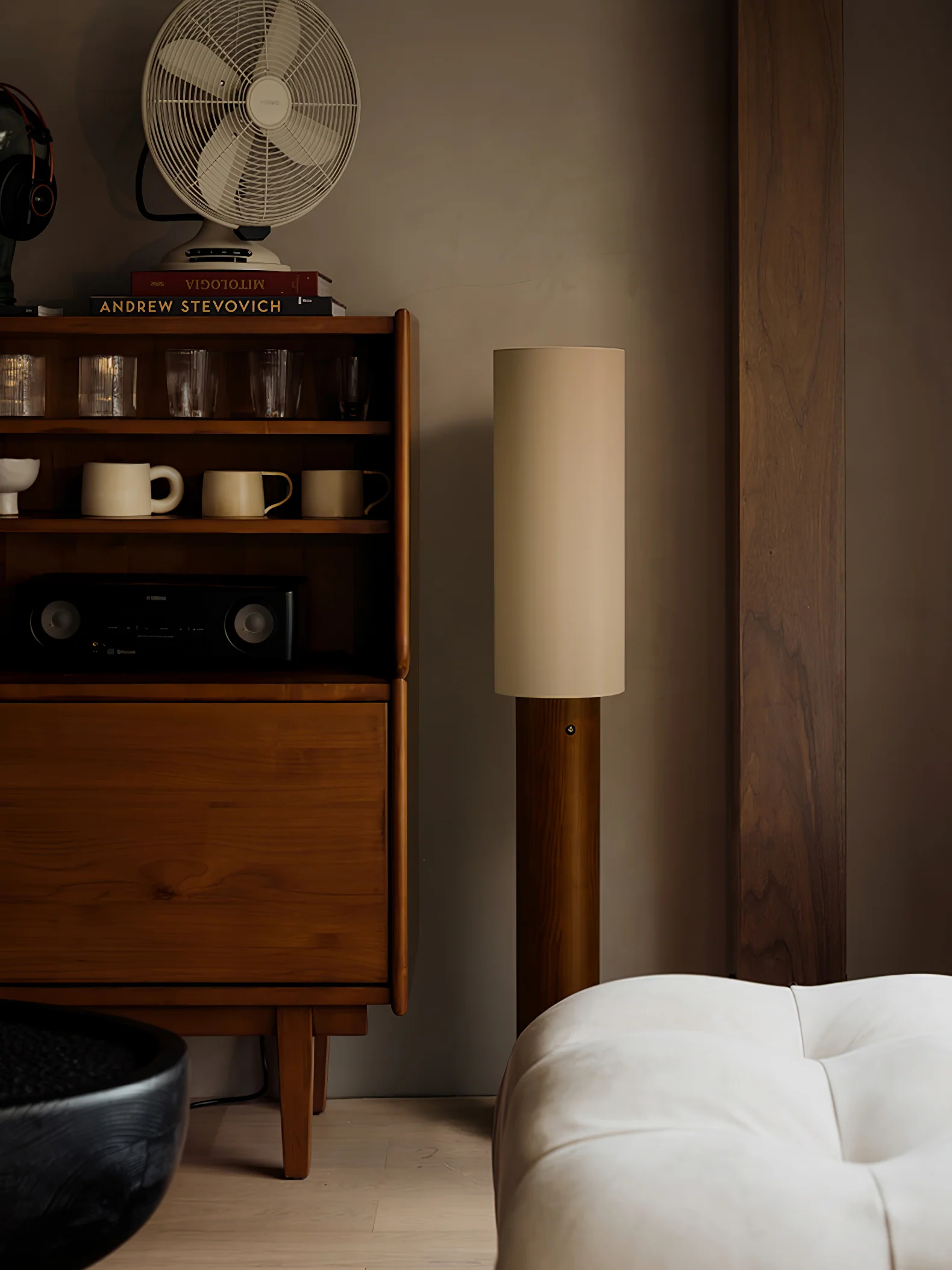 Elara Wood Floor Lamp - Image 11