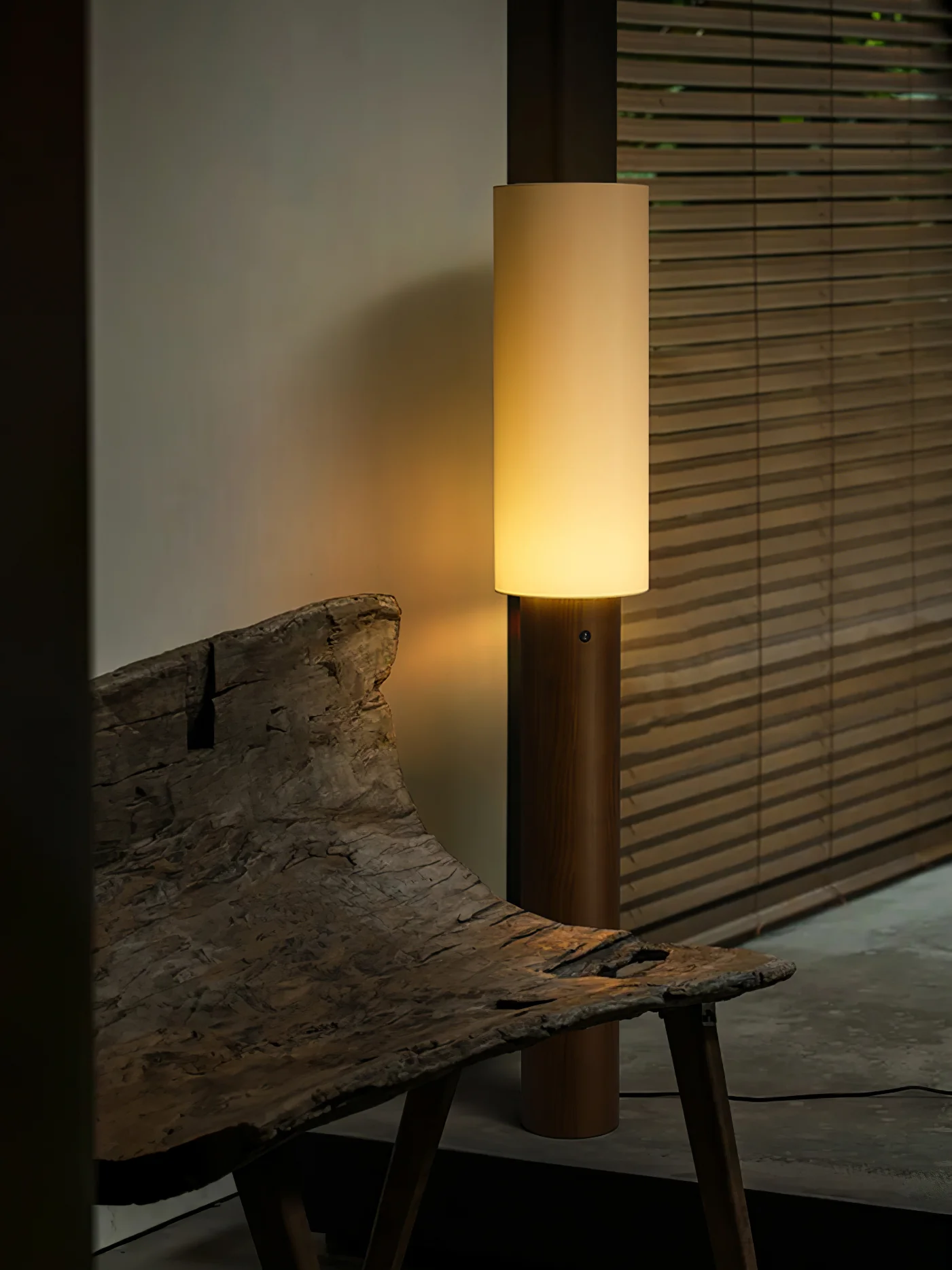 Elara Wood Floor Lamp - Image 18