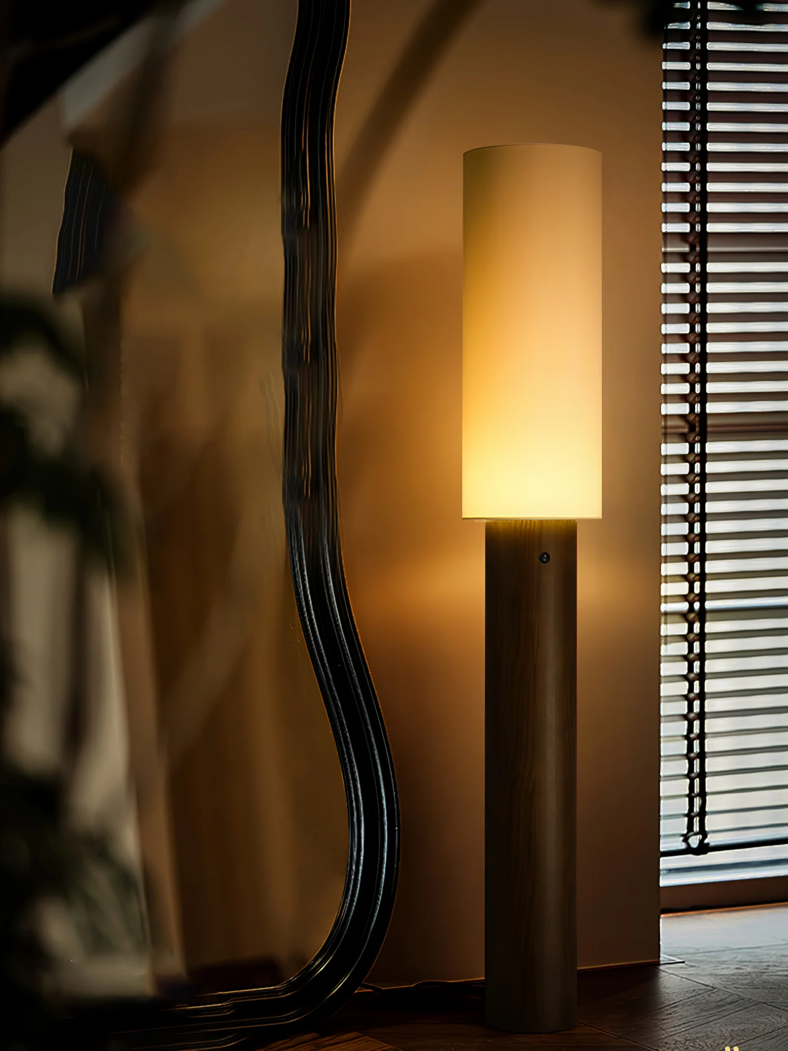 Elara Wood Floor Lamp - Image 19