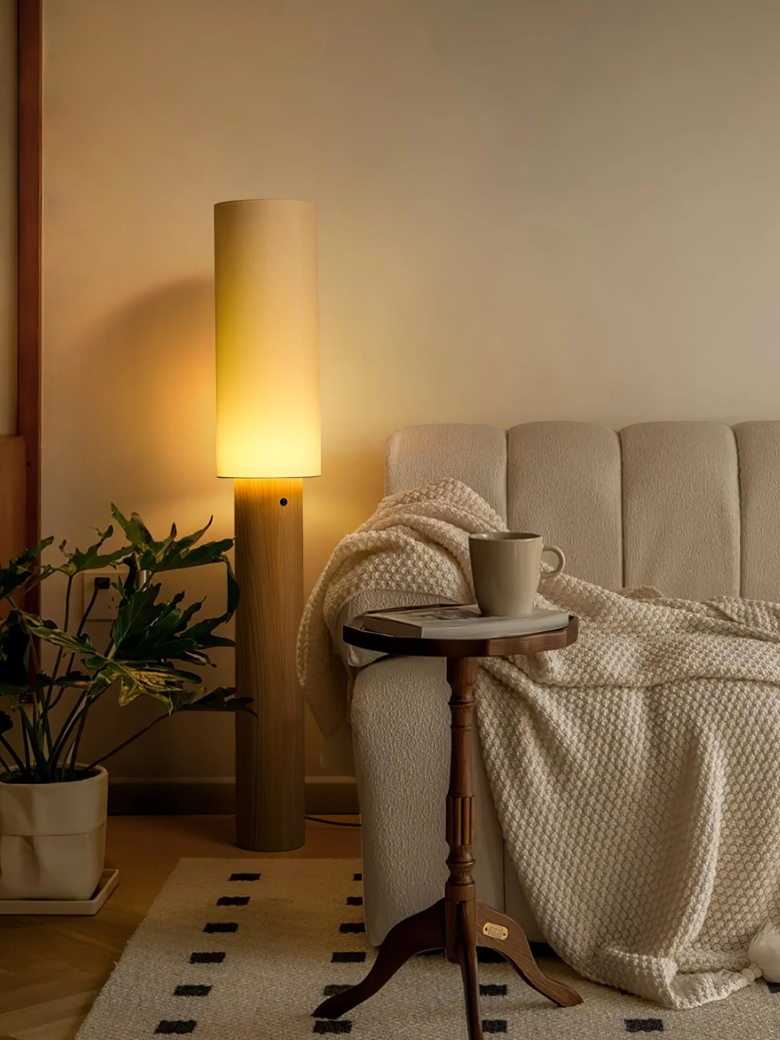 Elara Wood Floor Lamp - Image 5