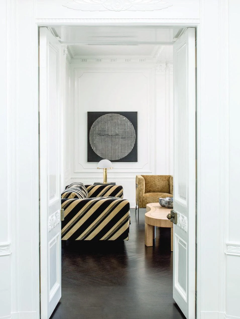 Elegance Alabaster Table Lamp - Image 33