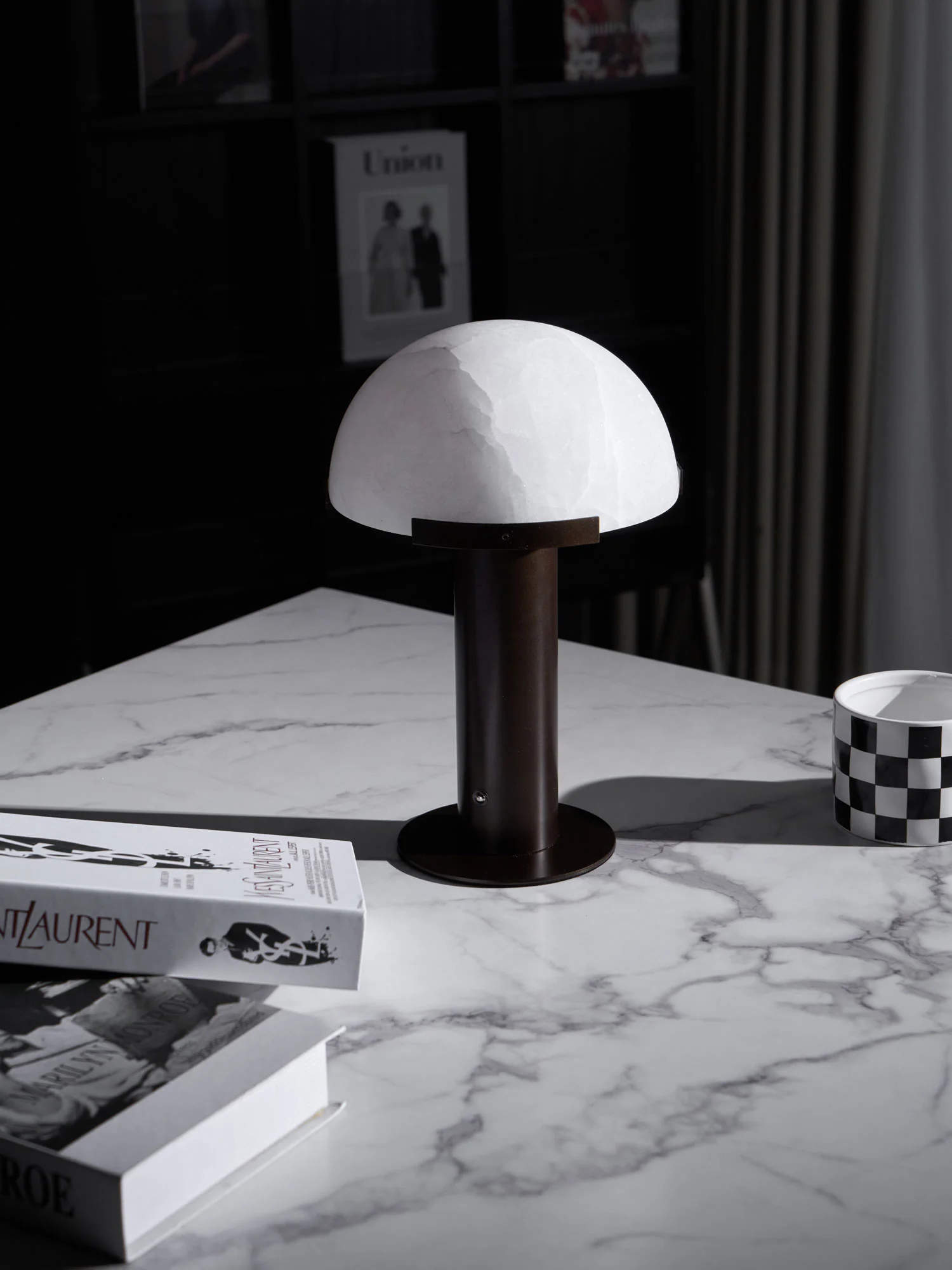 Elegance Alabaster Table Lamp - Image 90