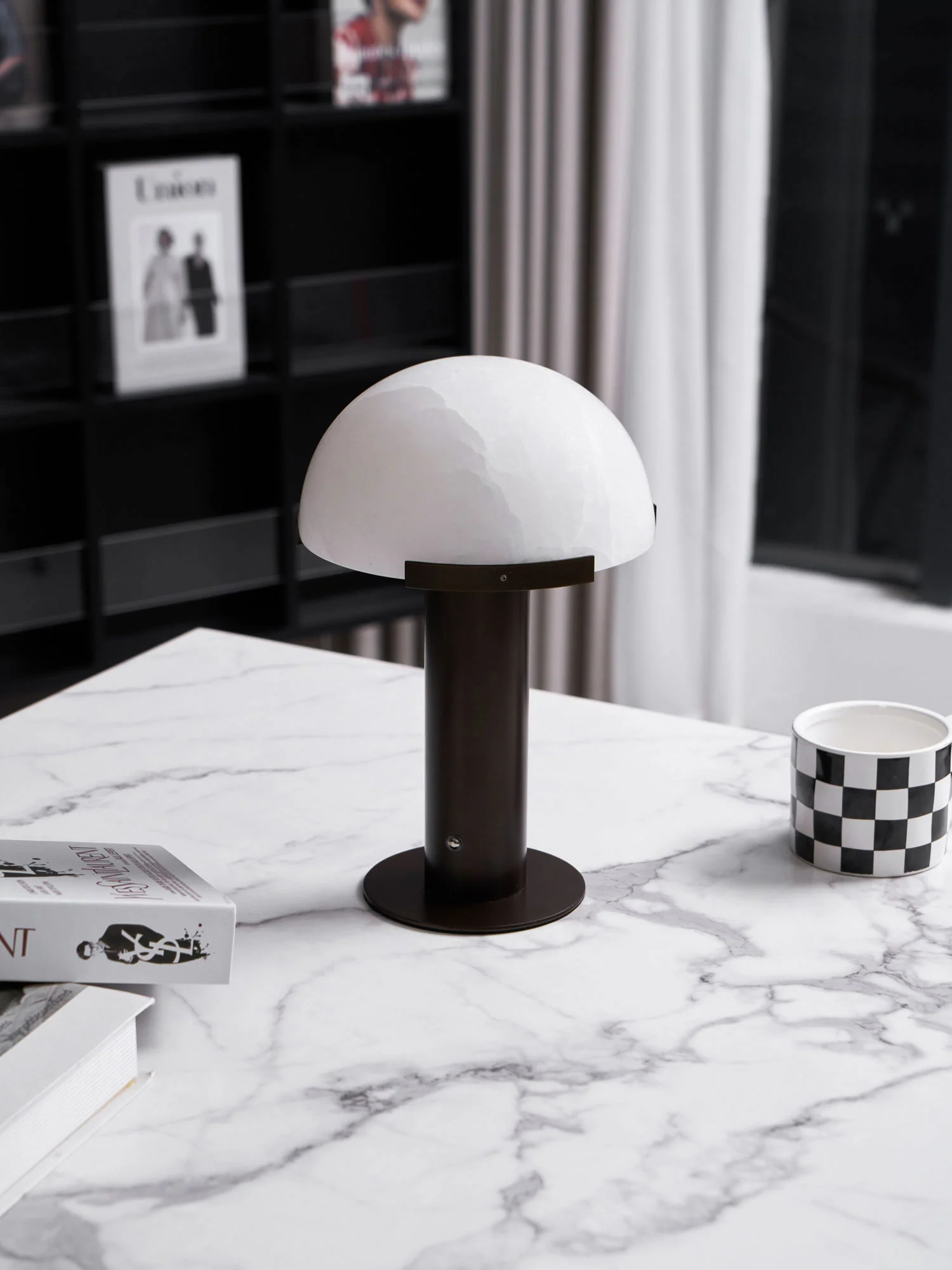 Elegance Alabaster Table Lamp - Image 92