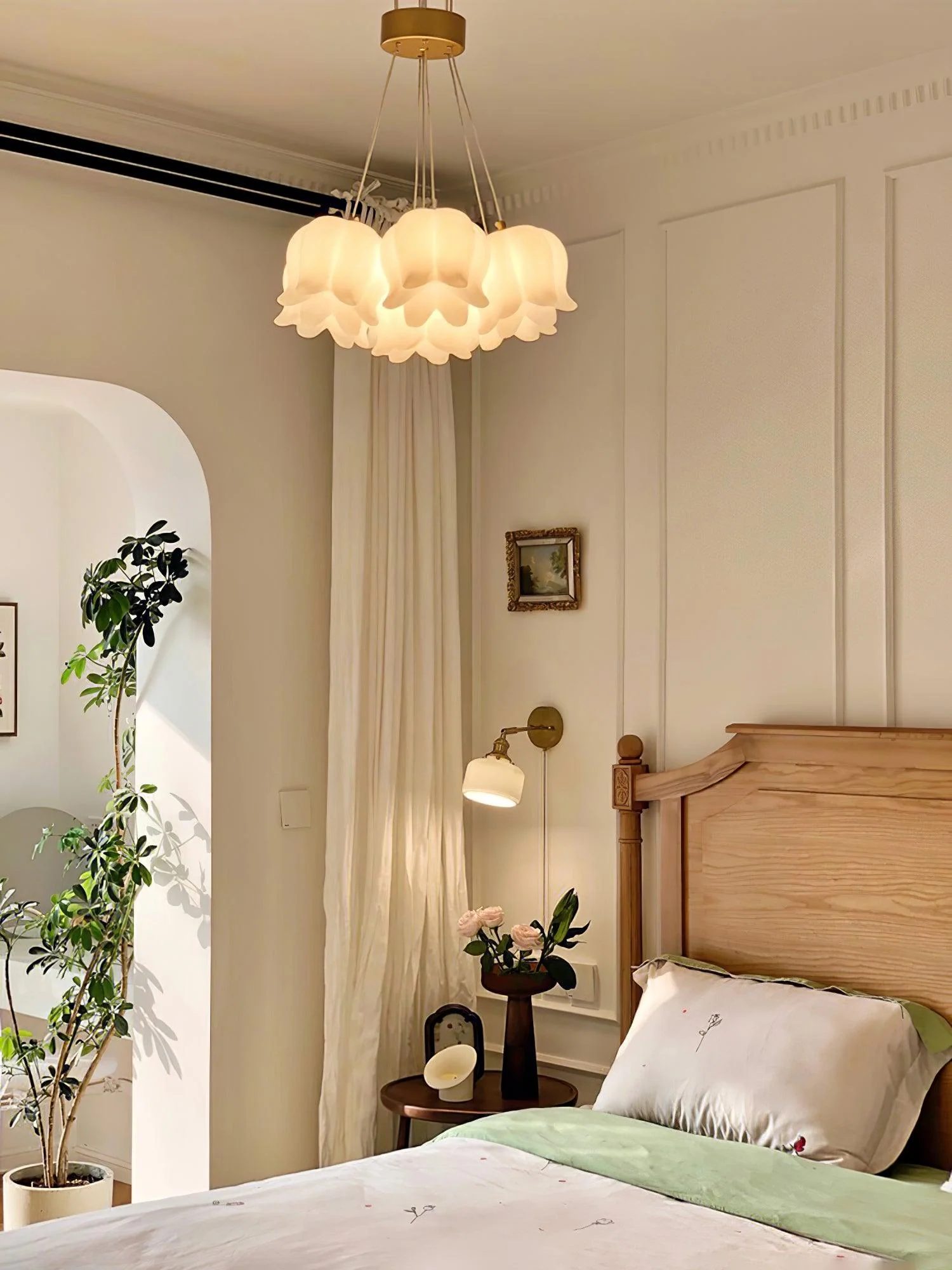 Elegant Floral Pendant Light - Image 36