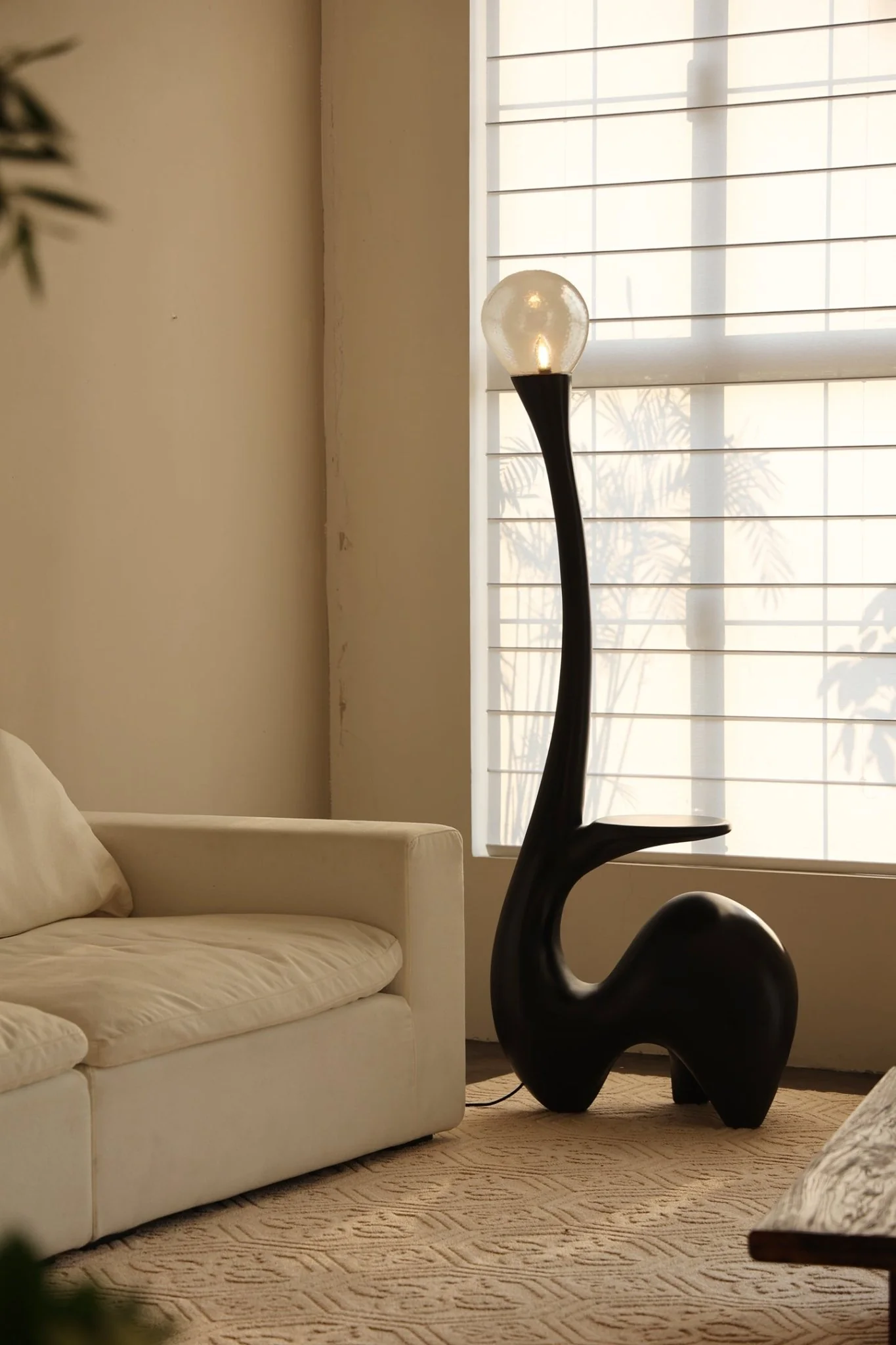 Elero Sculptural Floor Lamp - Image 9