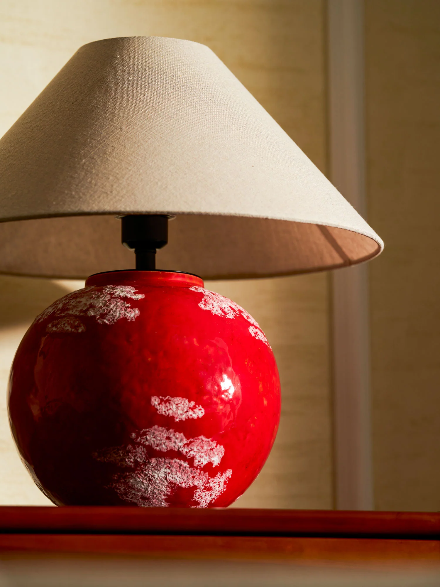 Emberveil Table Lamp - Image 4