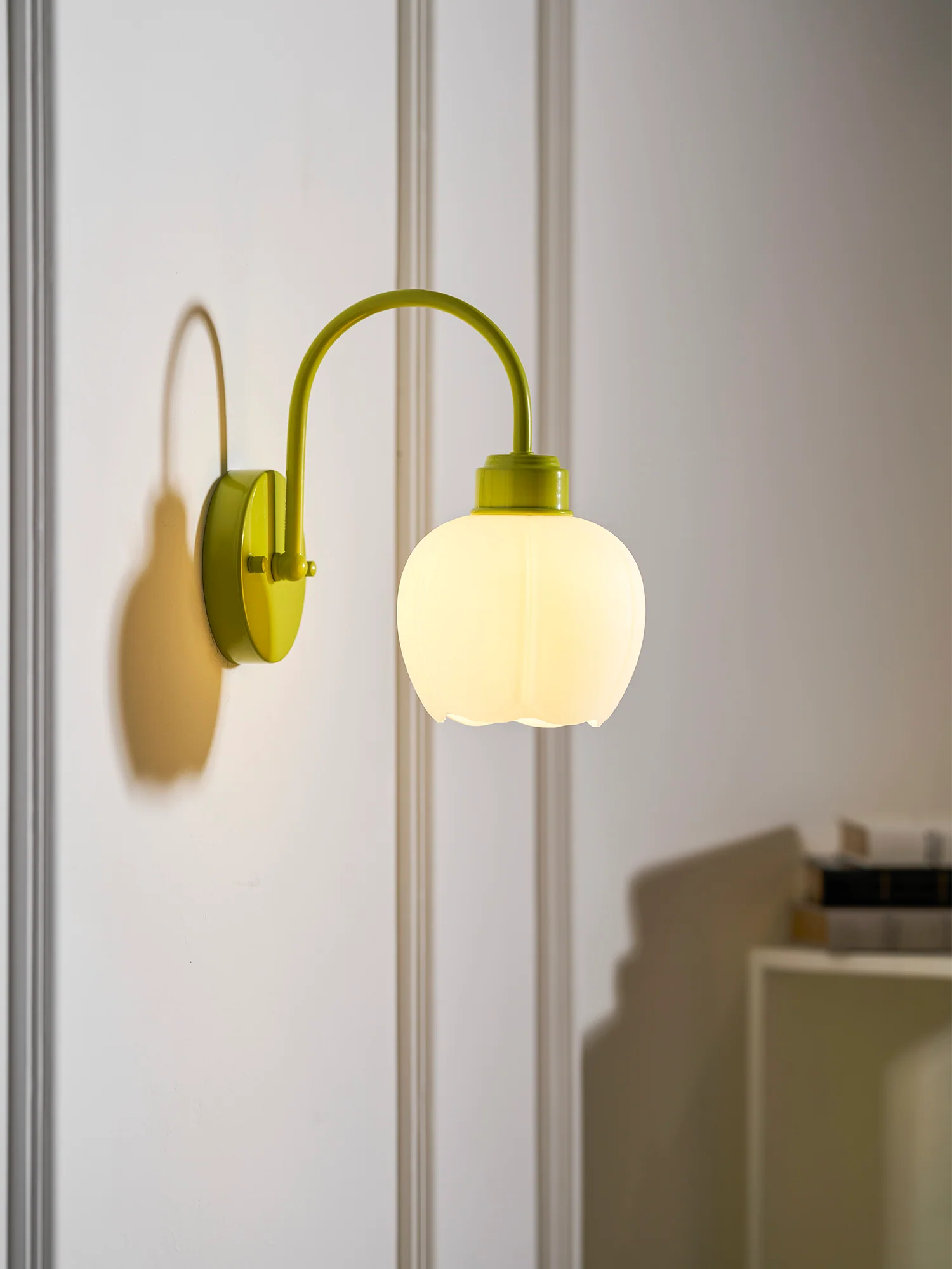 Enchanting Flower Wall Light - Image 4