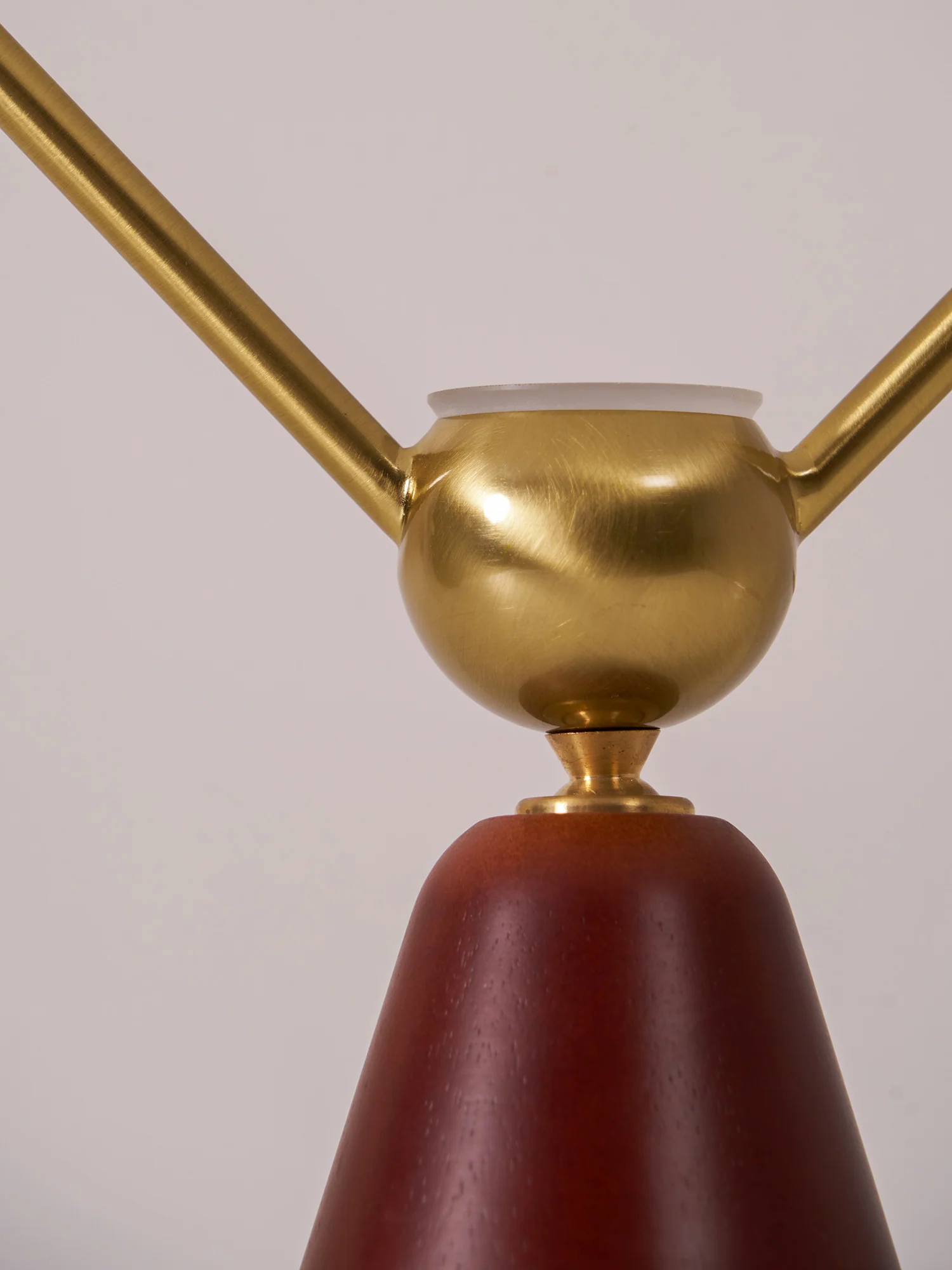 Equoray Table Lamp - Image 32