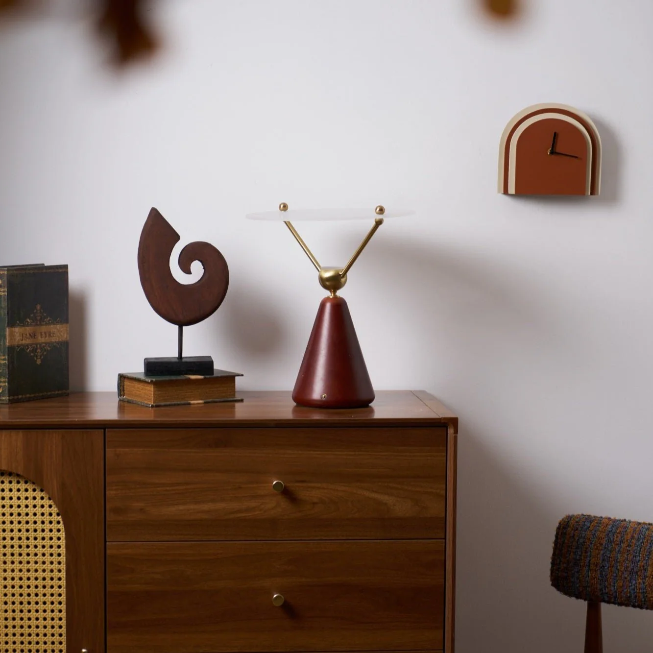 Equoray Table Lamp - Image 9