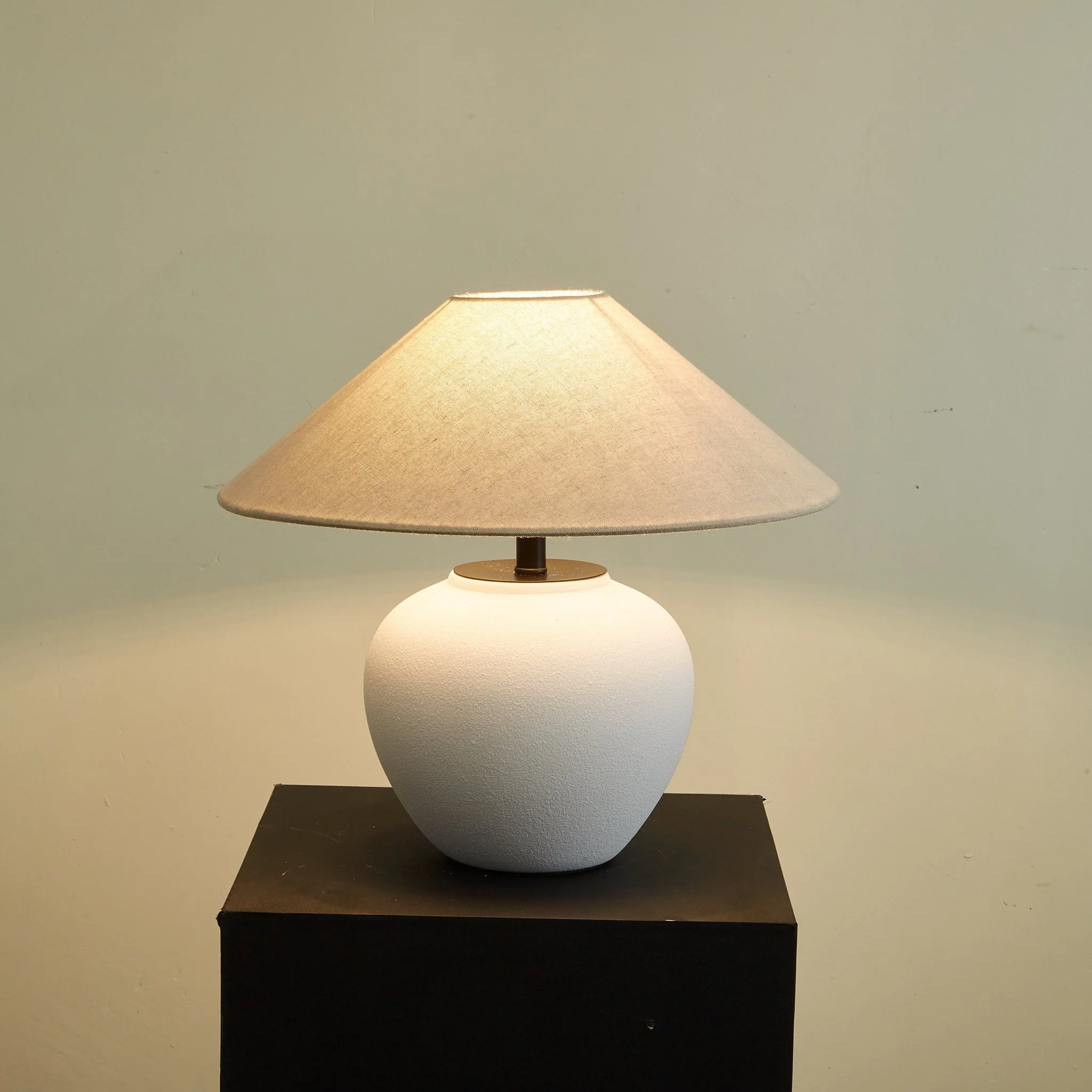 Erison Ceramic Table Lamp - Image 8