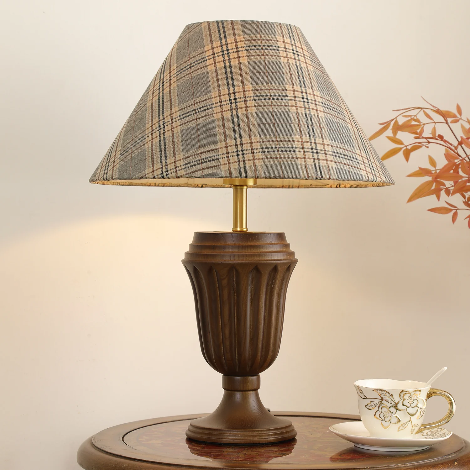 Evelyn Table Lamp - Image 2