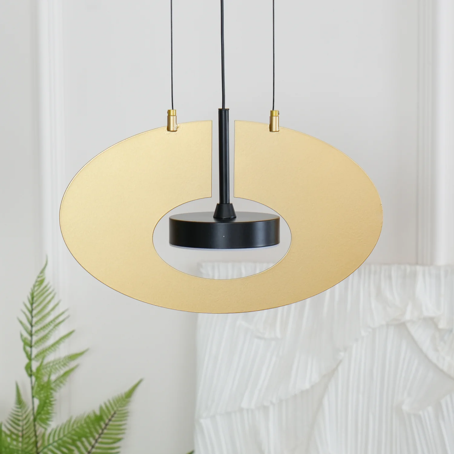 Eye In The Sky Pendant Light - Image 10