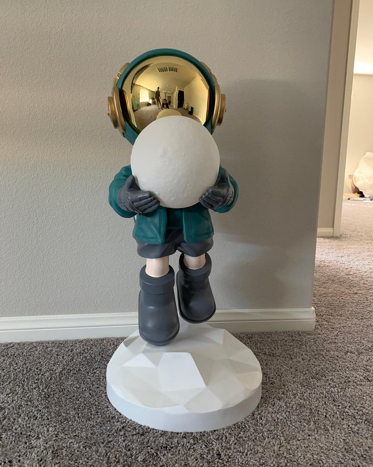 Fantasy Astronaut Floor Light - Image 15