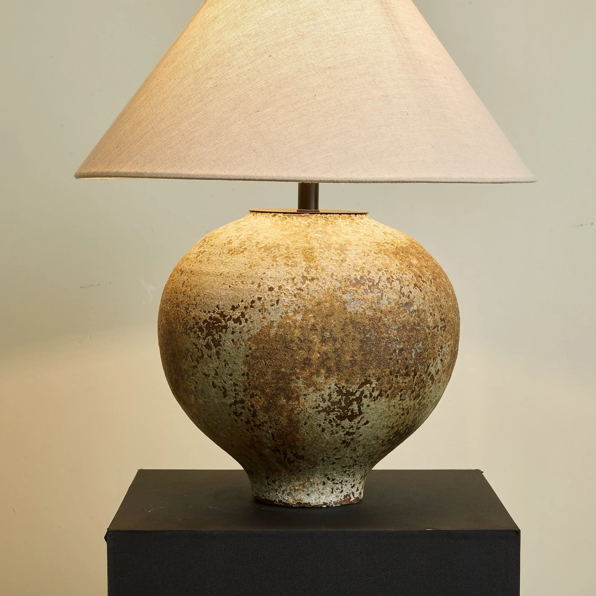 Ferrosia Table Lamp - Image 11