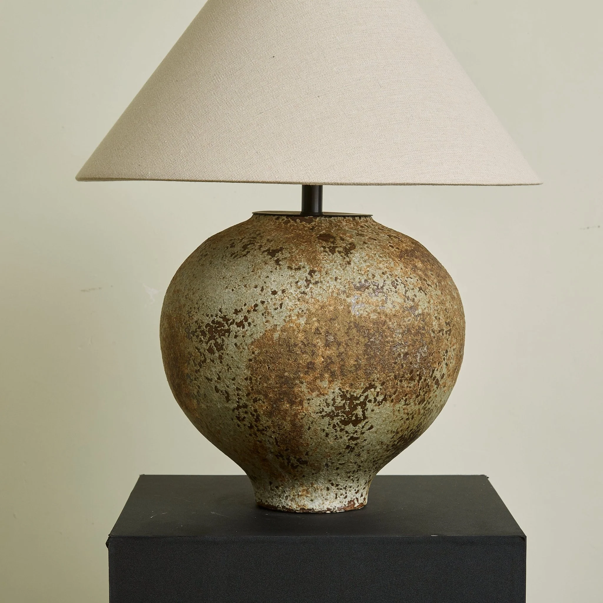 Ferrosia Table Lamp - Image 12
