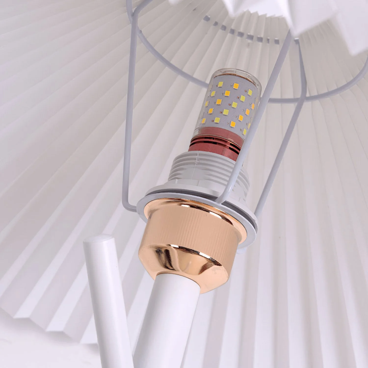 Flapper Floor Light - Image 13