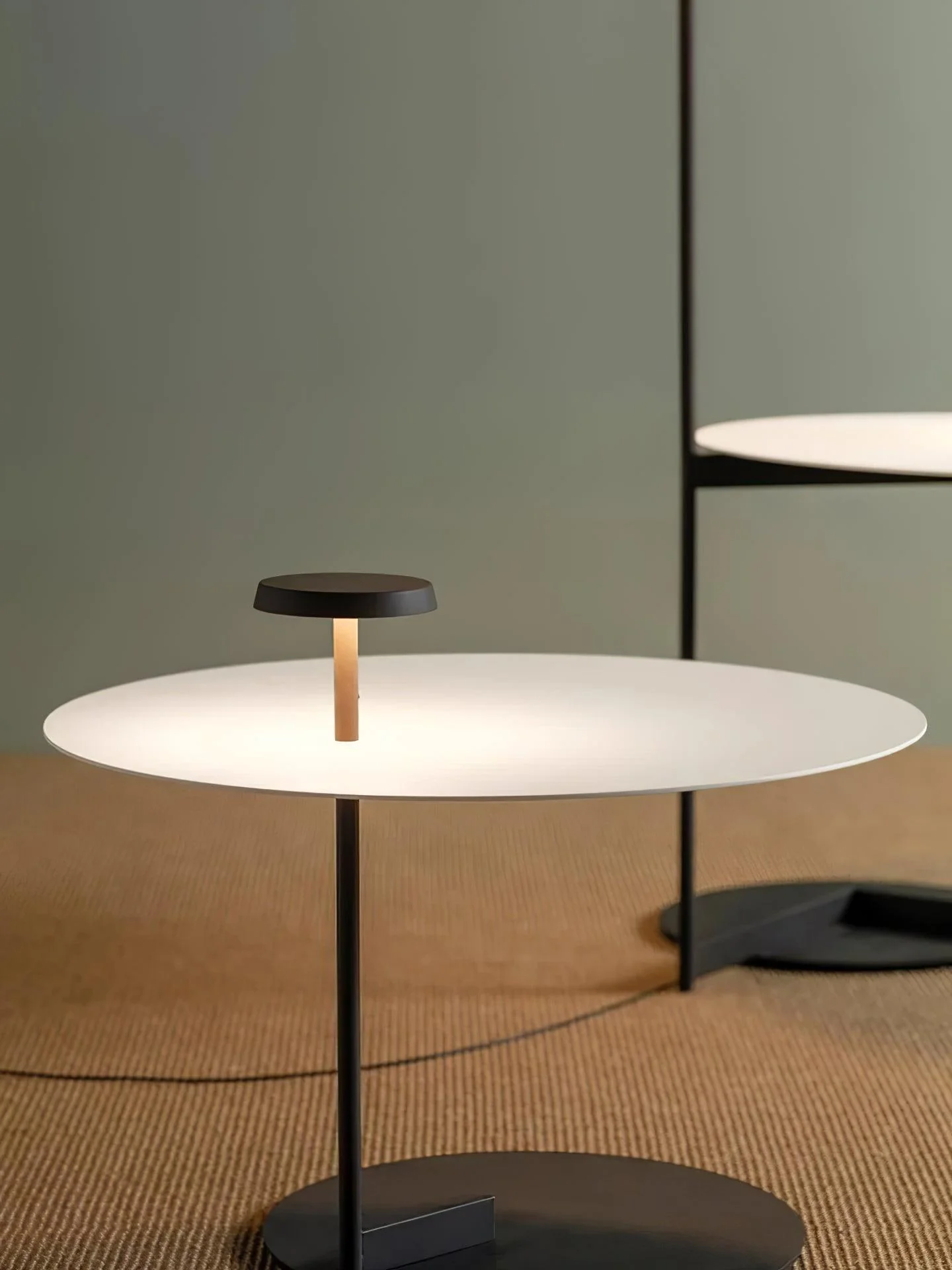 Flat Floor Lamp - Image 19