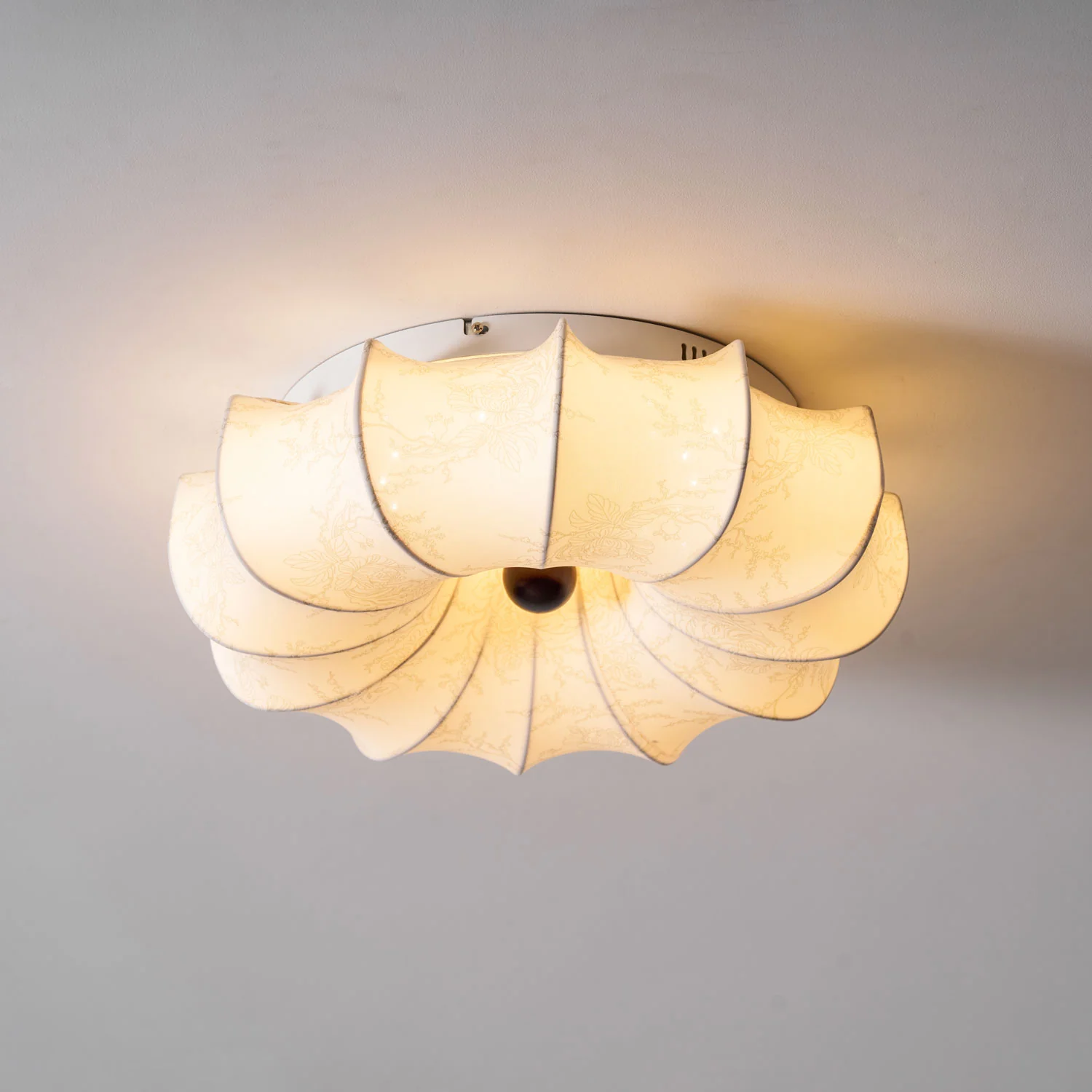 Floralis Ceiling Light - Image 18
