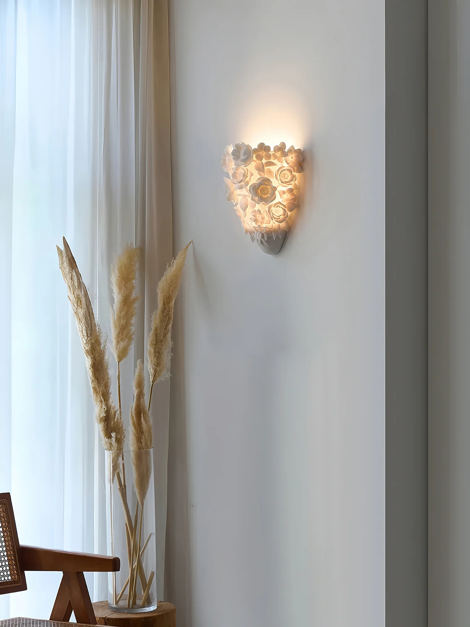 Floranza Wall Lamp - Image 3