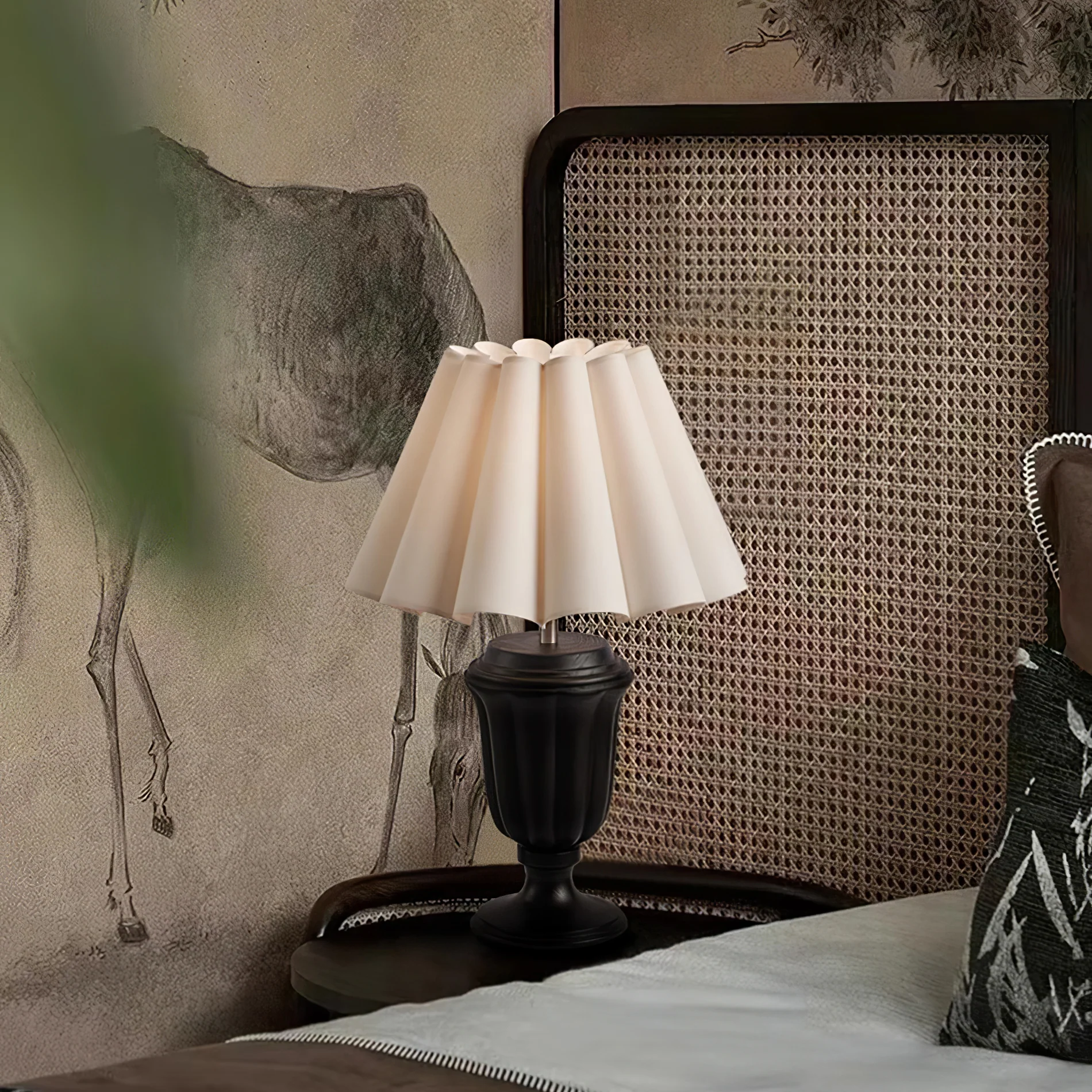 Florence Tulip Table Lamp - Image 13