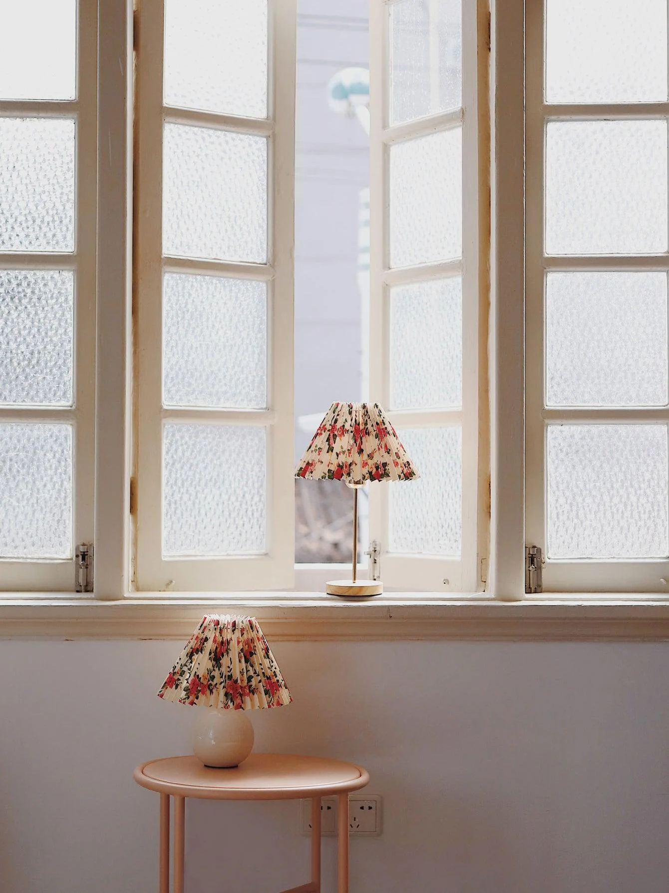Flores Table Lamp - Image 16