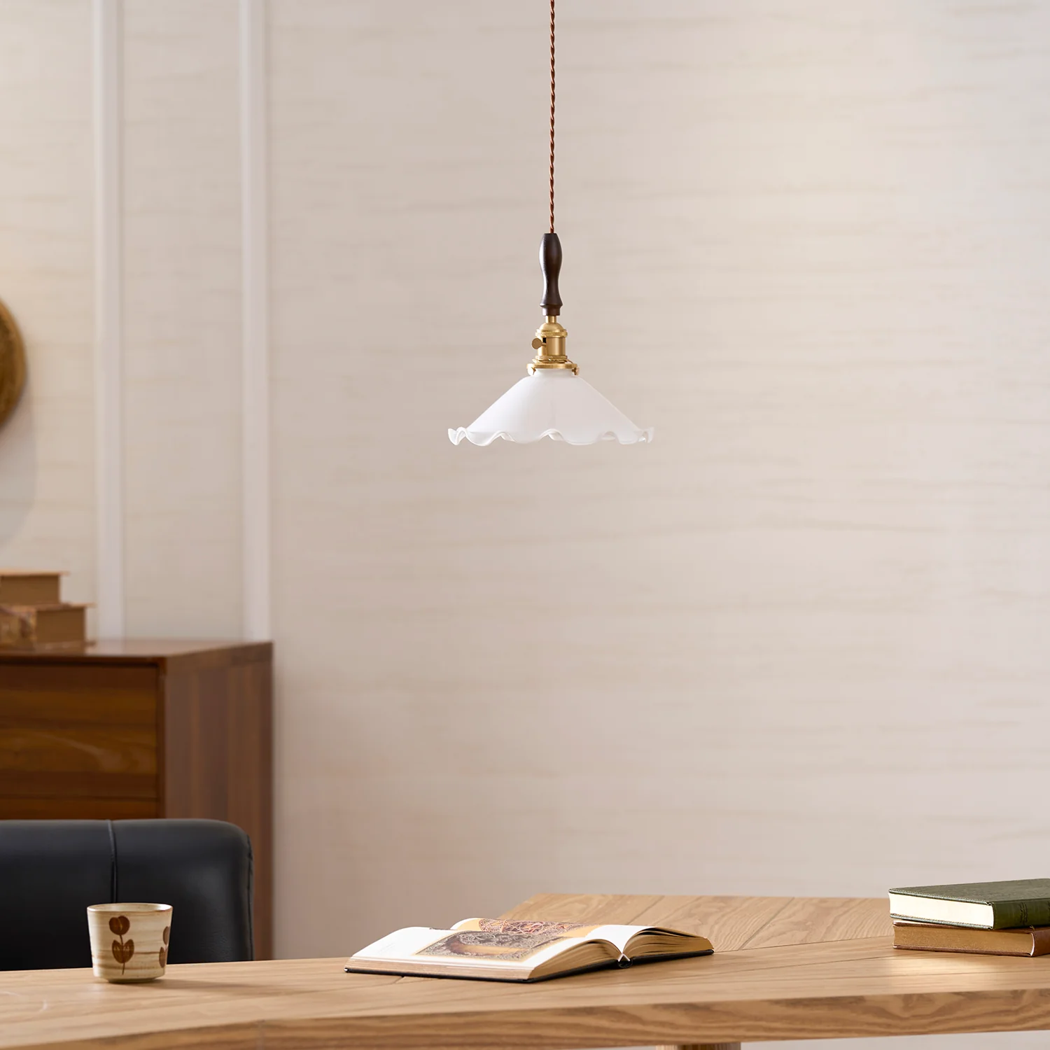 Flower Petals Swag Pendant Lamp - Image 35