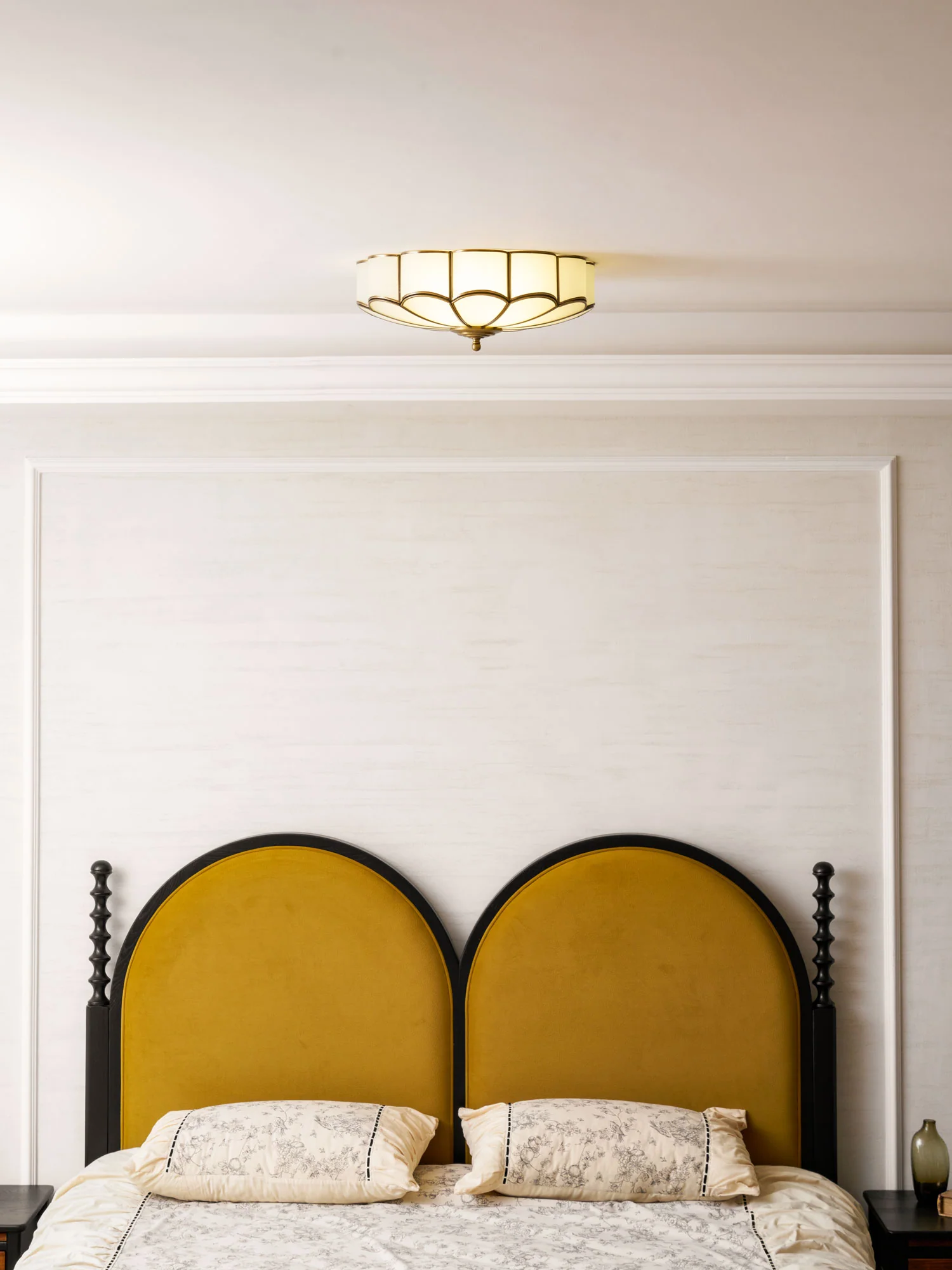 Flower Shape Glass Recessed Ceiling Light - Image 63