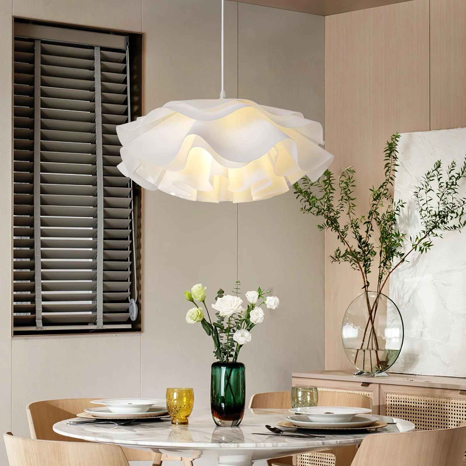 Flower Shaped White Pendant Lamp - Image 16